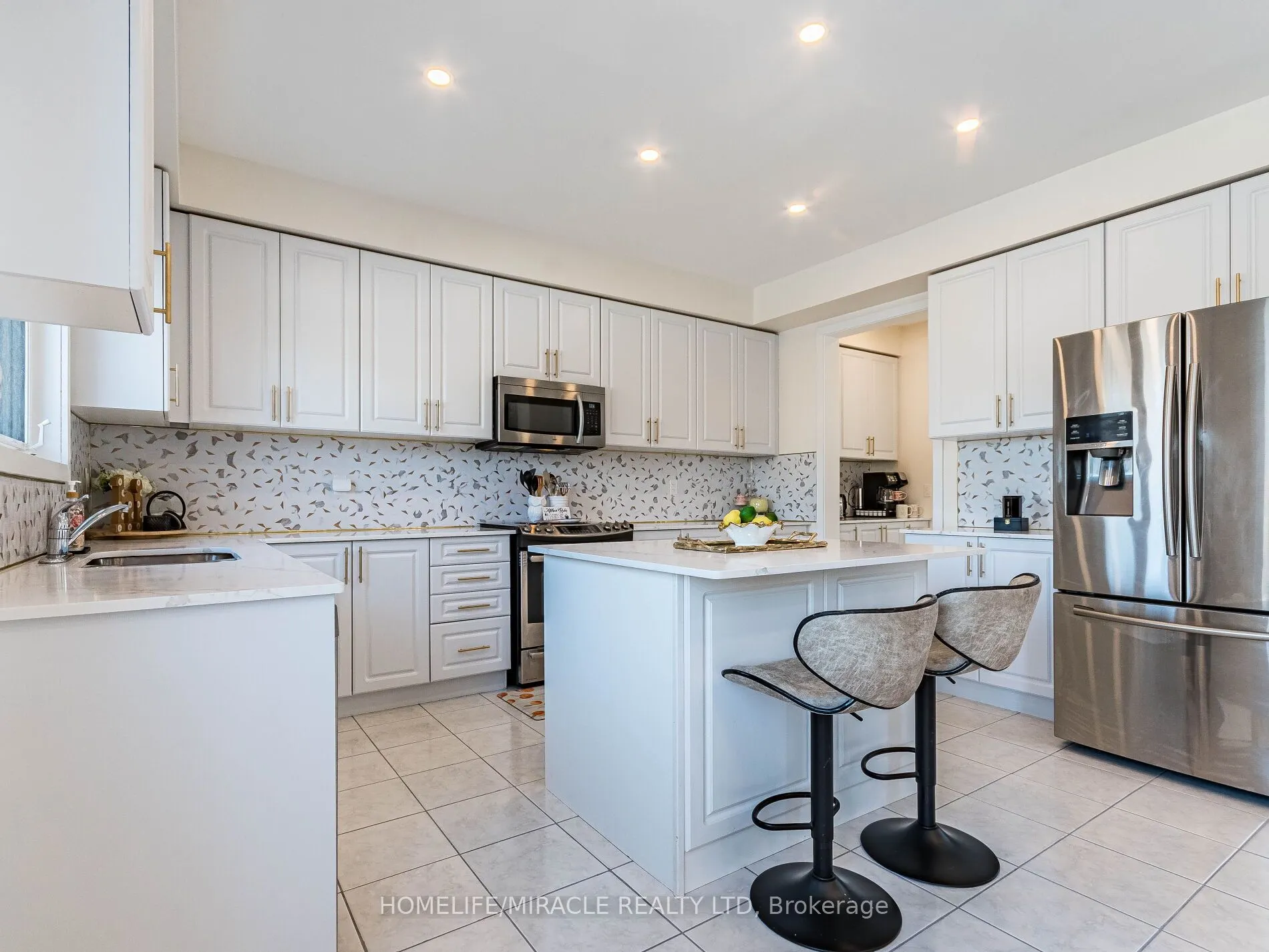 10 Buckles Court