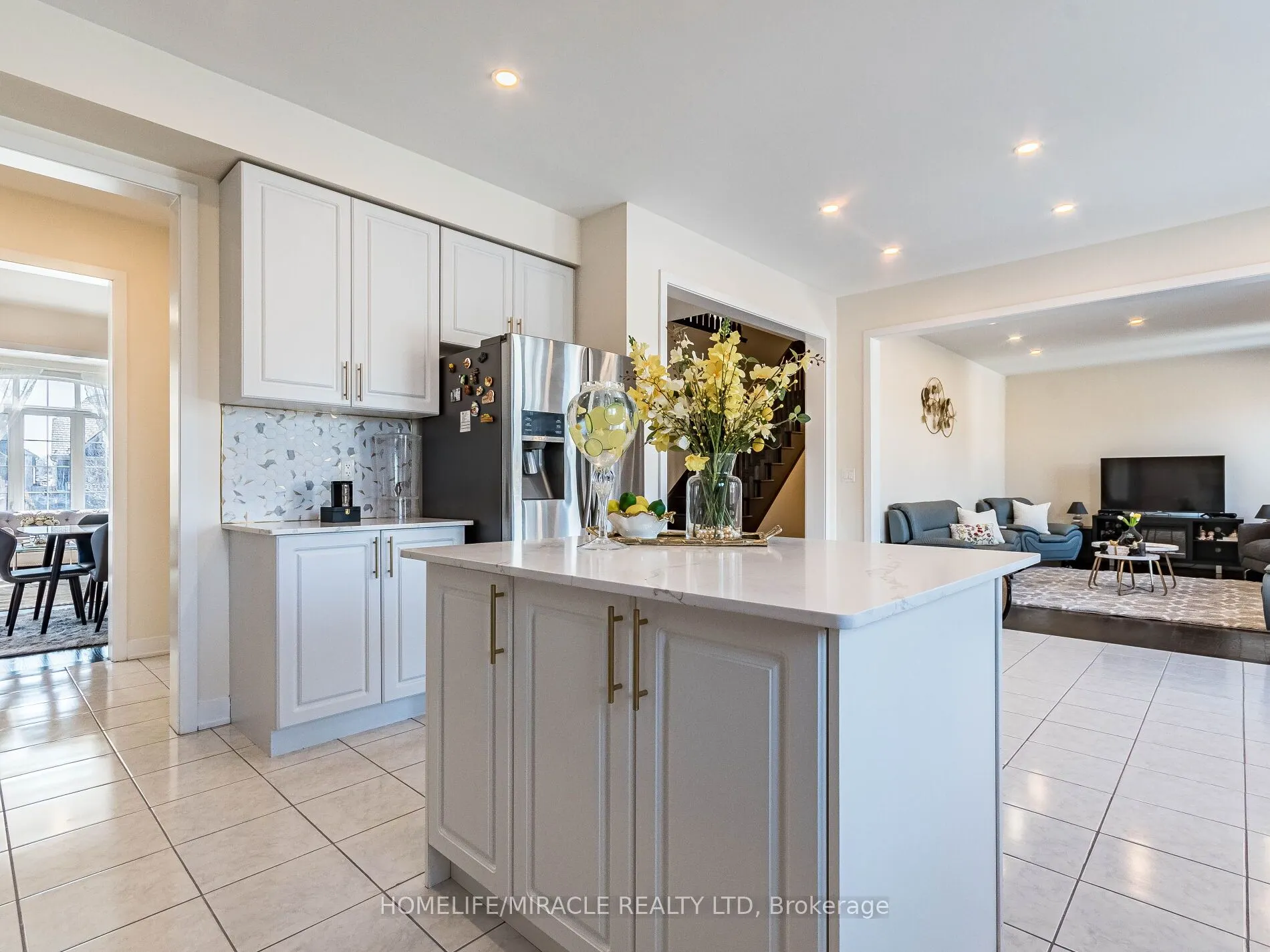 10 Buckles Court