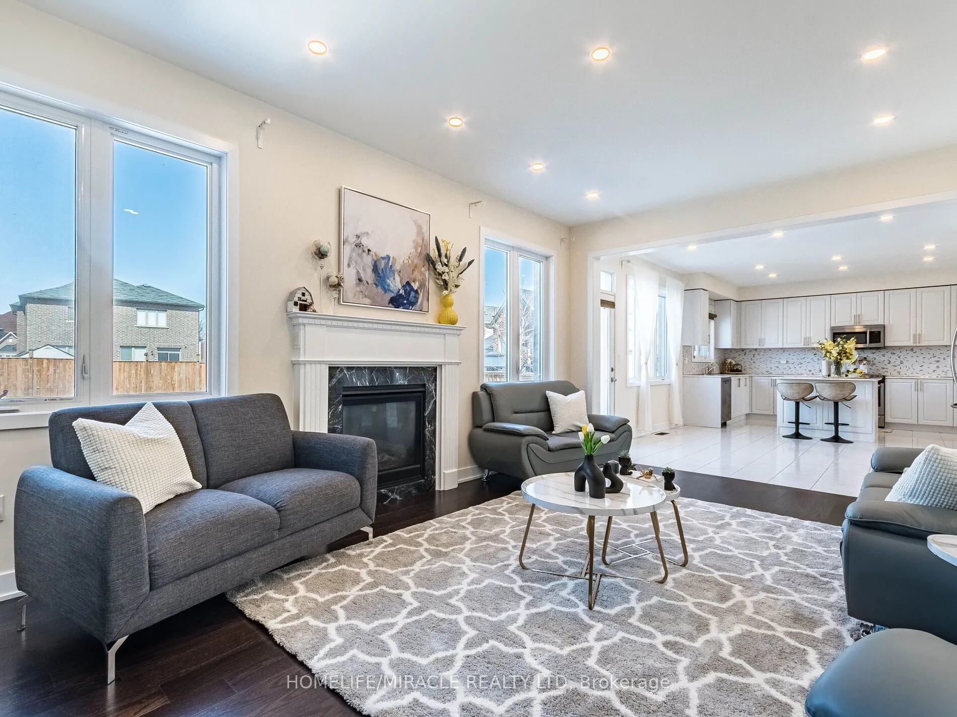 10 Buckles Court