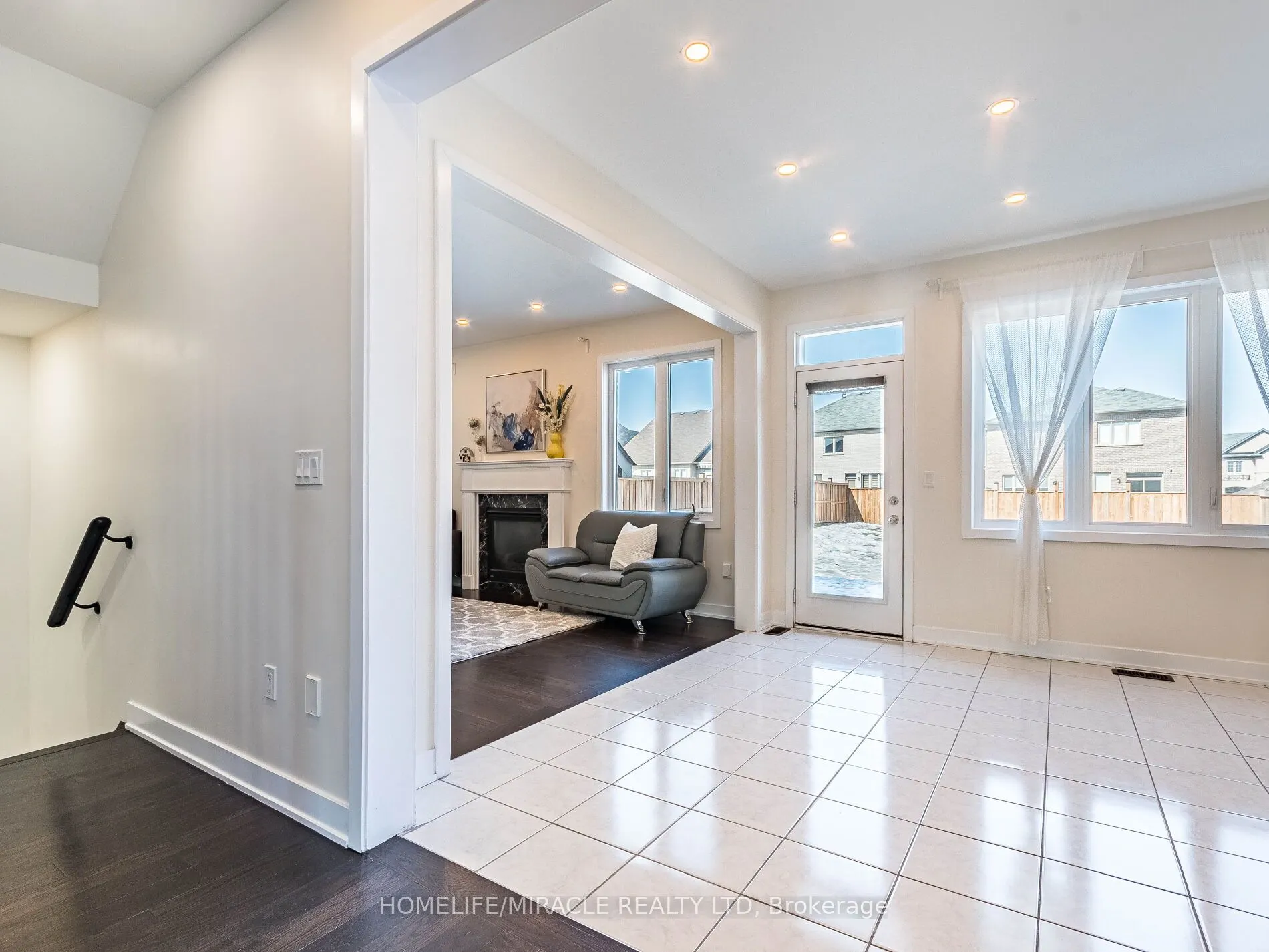 10 Buckles Court