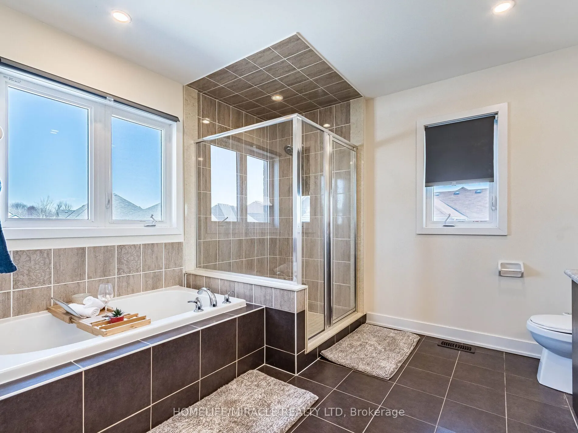10 Buckles Court