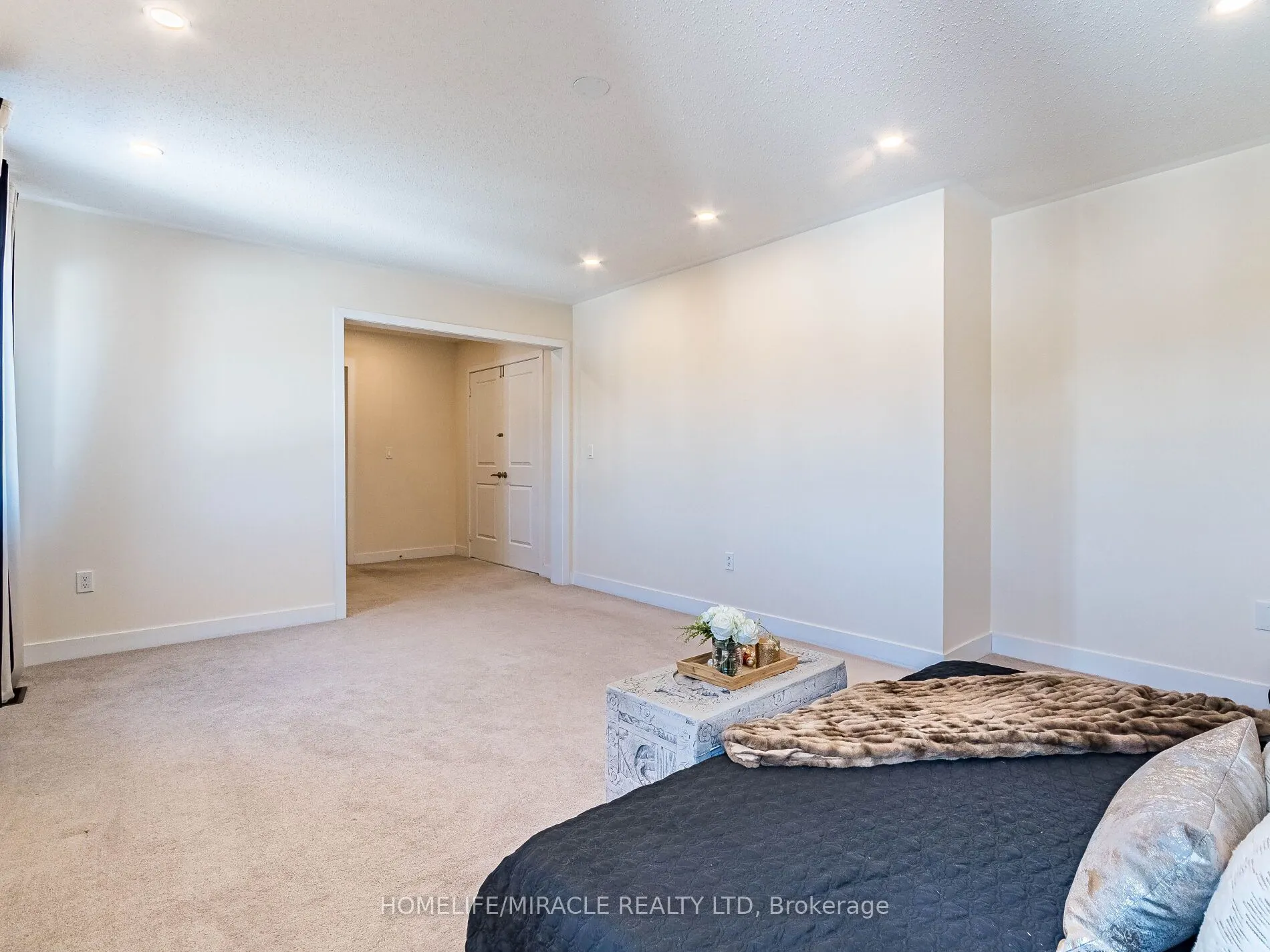 10 Buckles Court