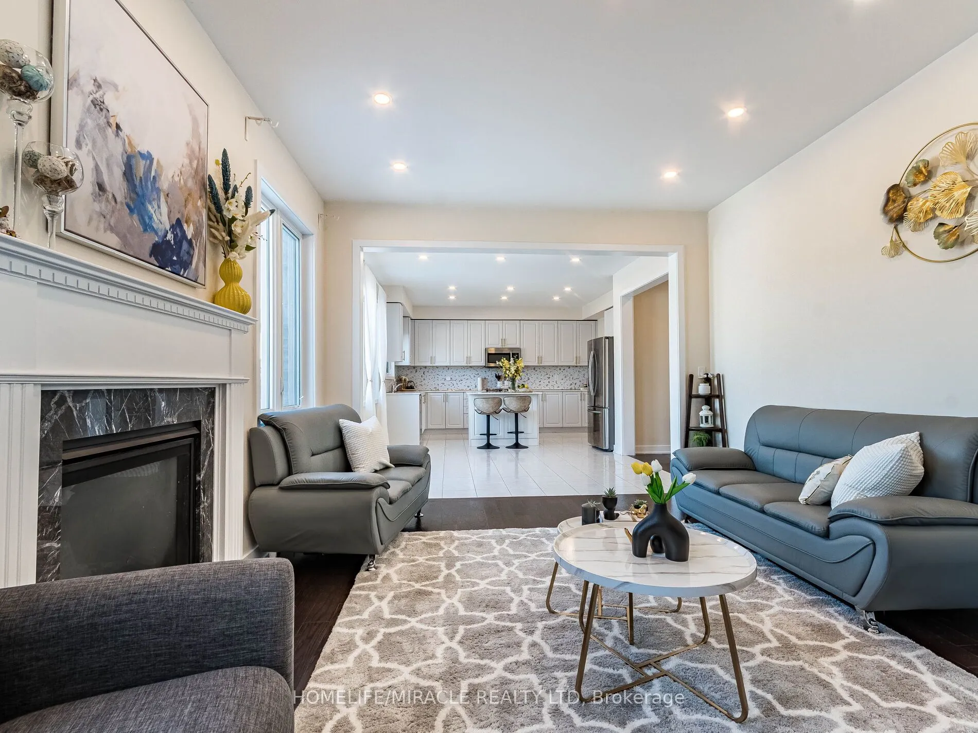 10 Buckles Court
