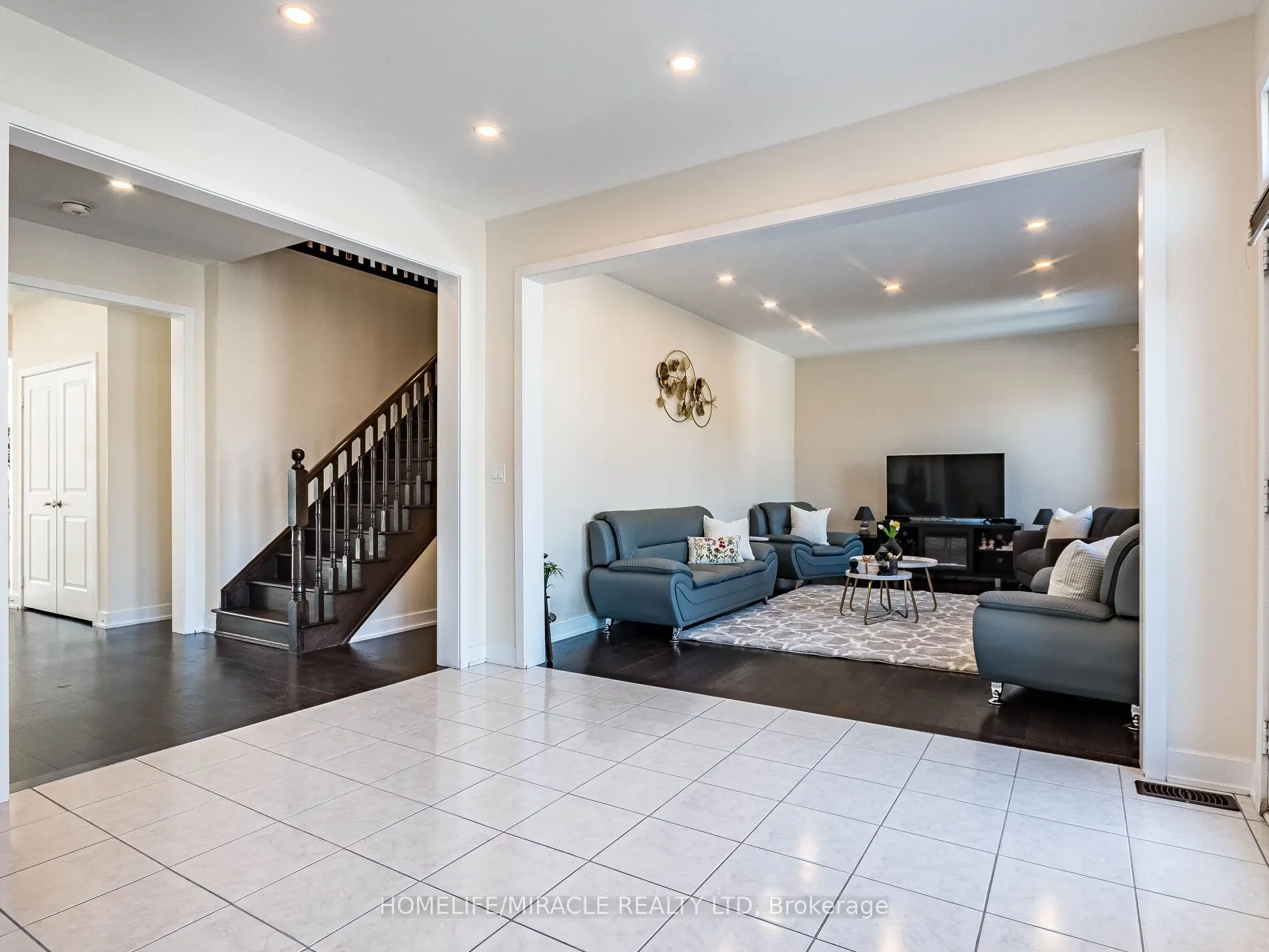 10 Buckles Court