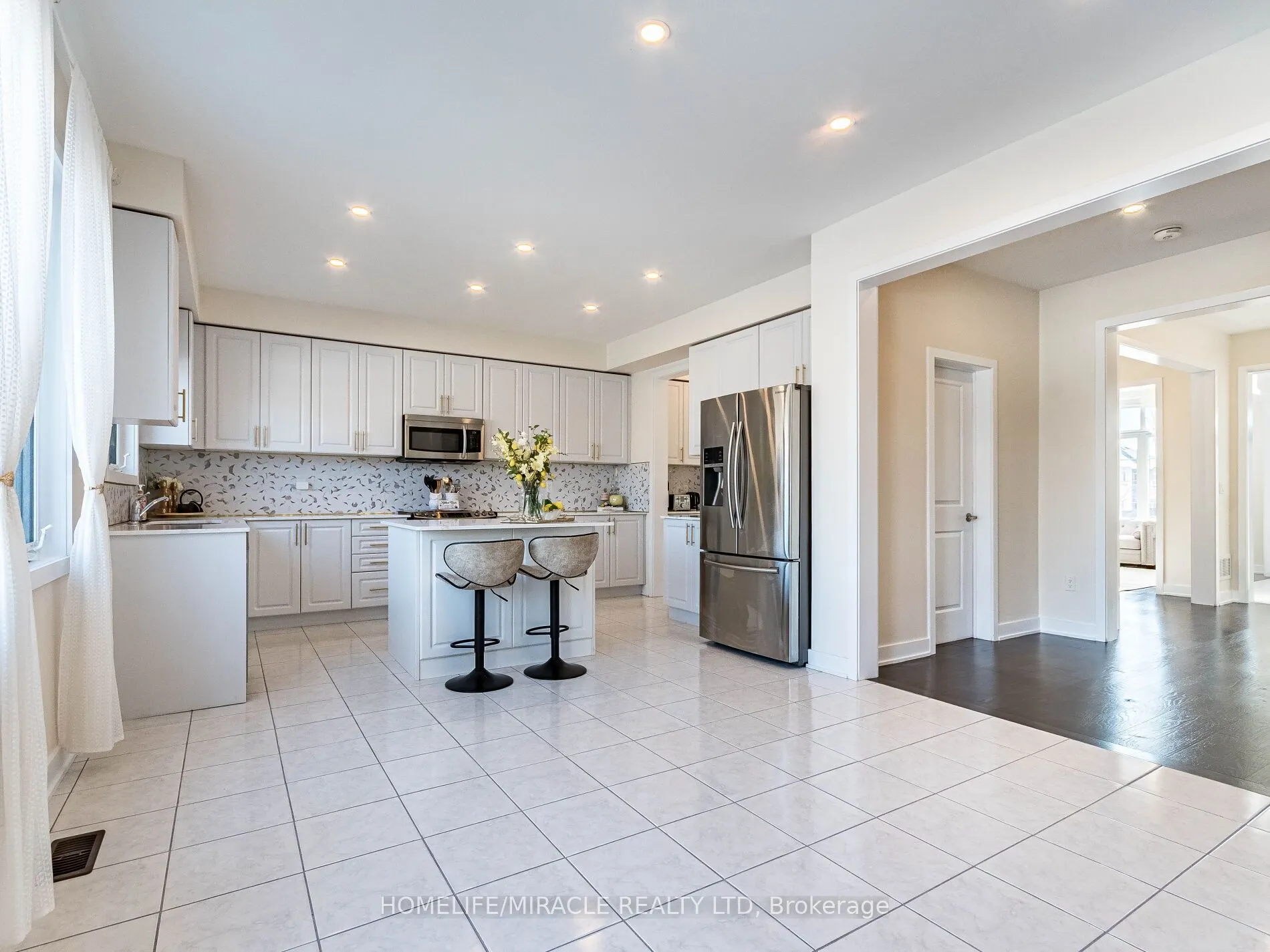 10 Buckles Court