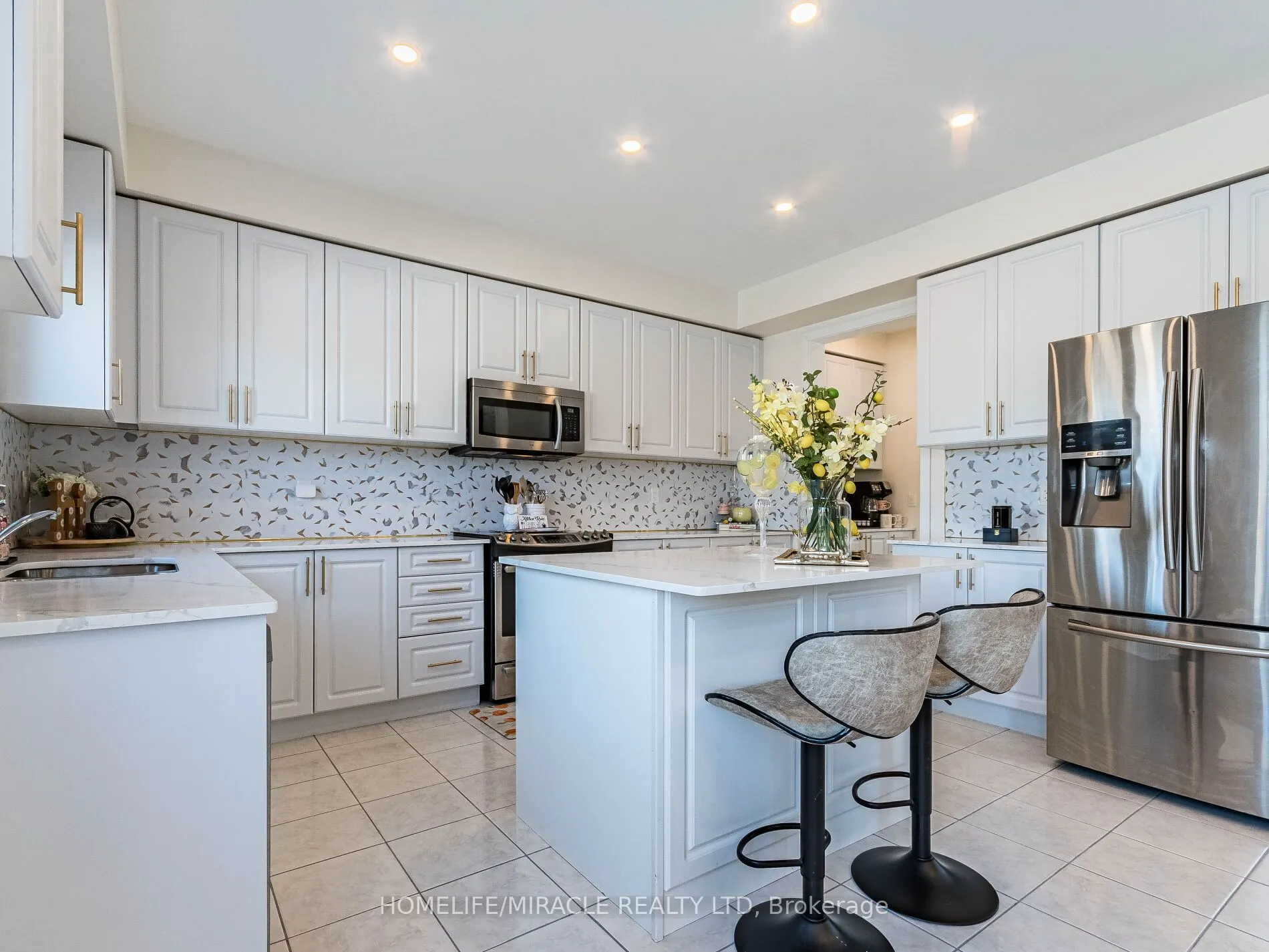 10 Buckles Court