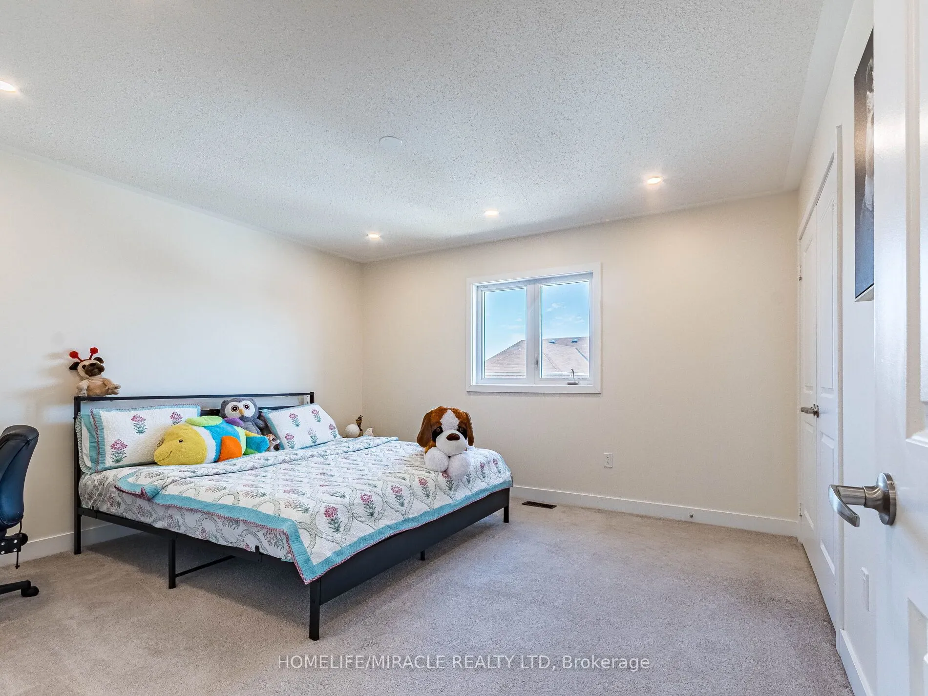 10 Buckles Court