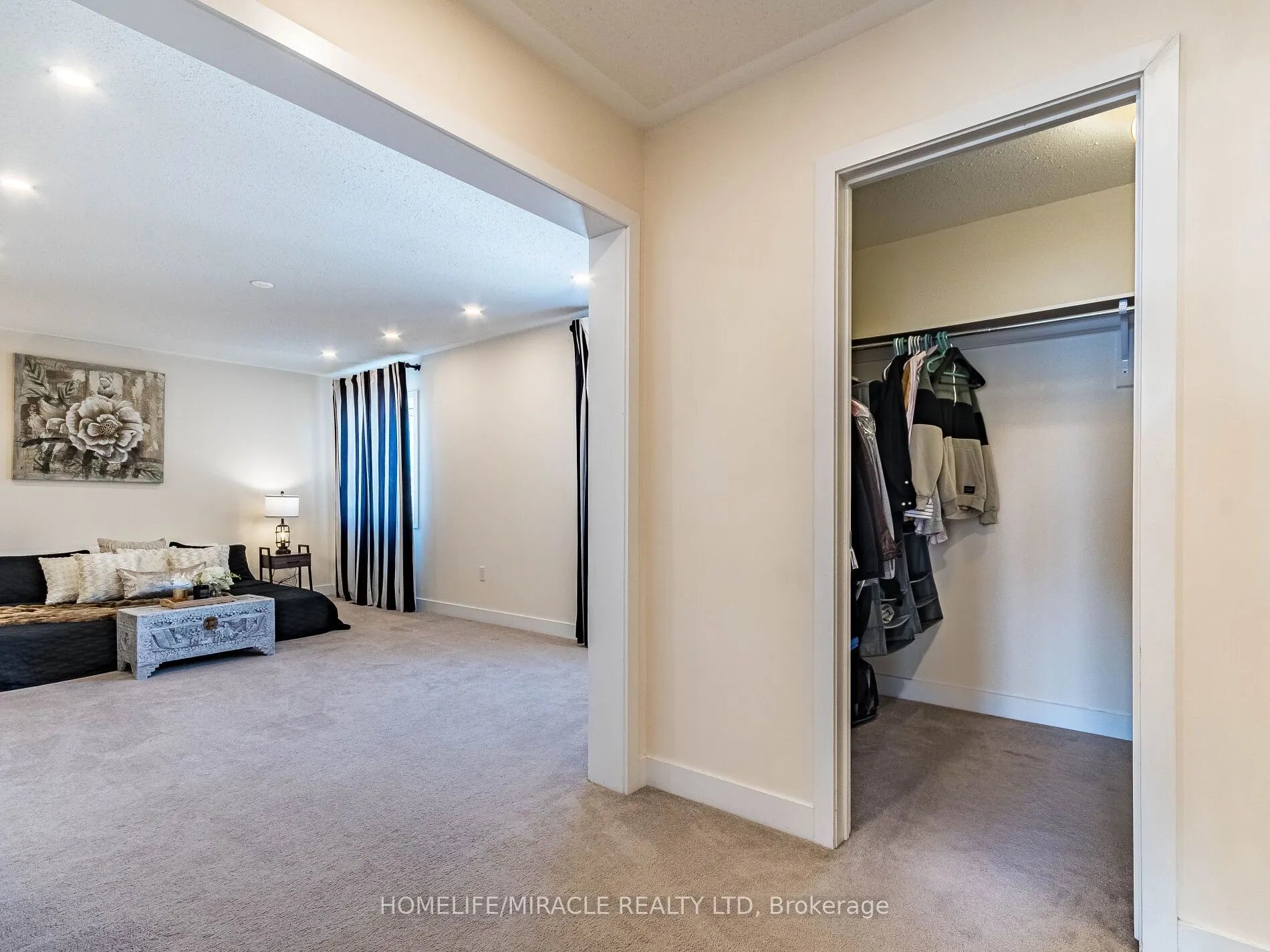 10 Buckles Court