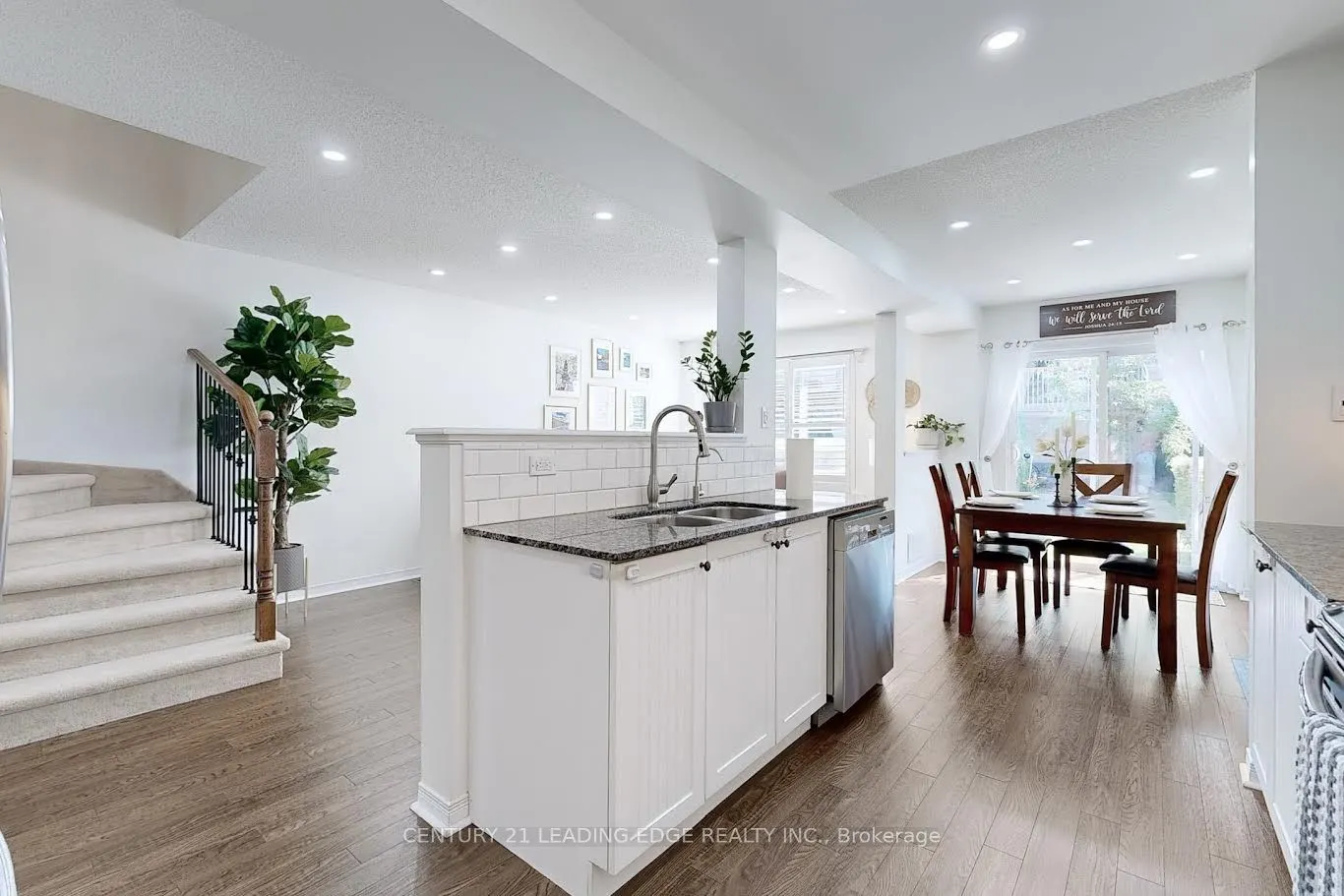 460 Woodmount Drive, #14