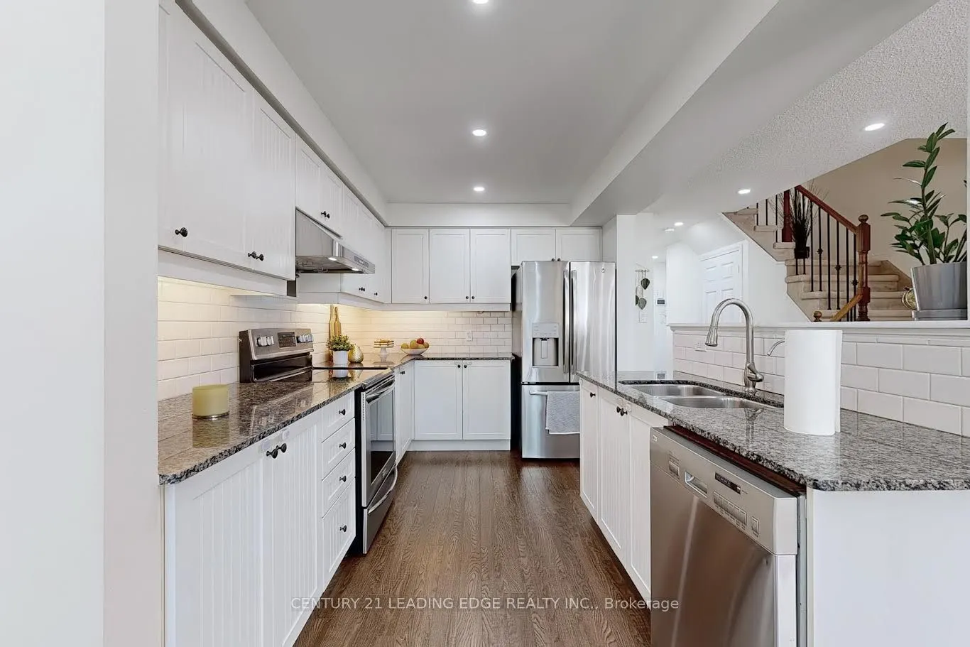 460 Woodmount Drive, #14