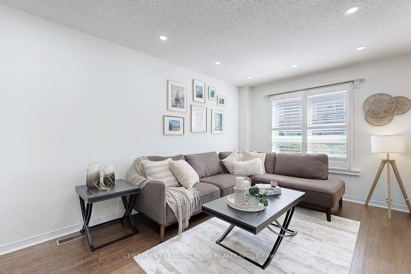 460 Woodmount Drive, #14