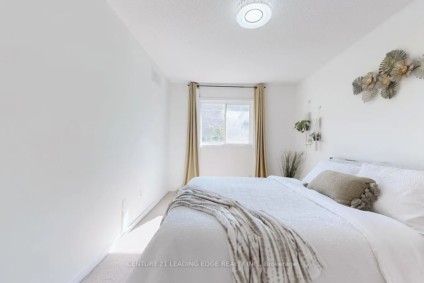 460 Woodmount Drive, #14