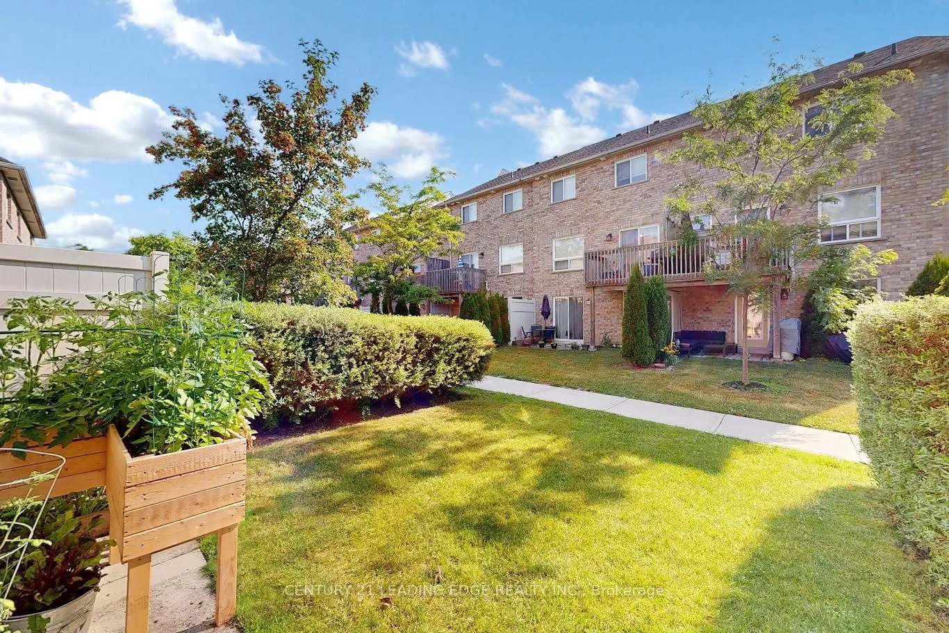 460 Woodmount Drive, #14