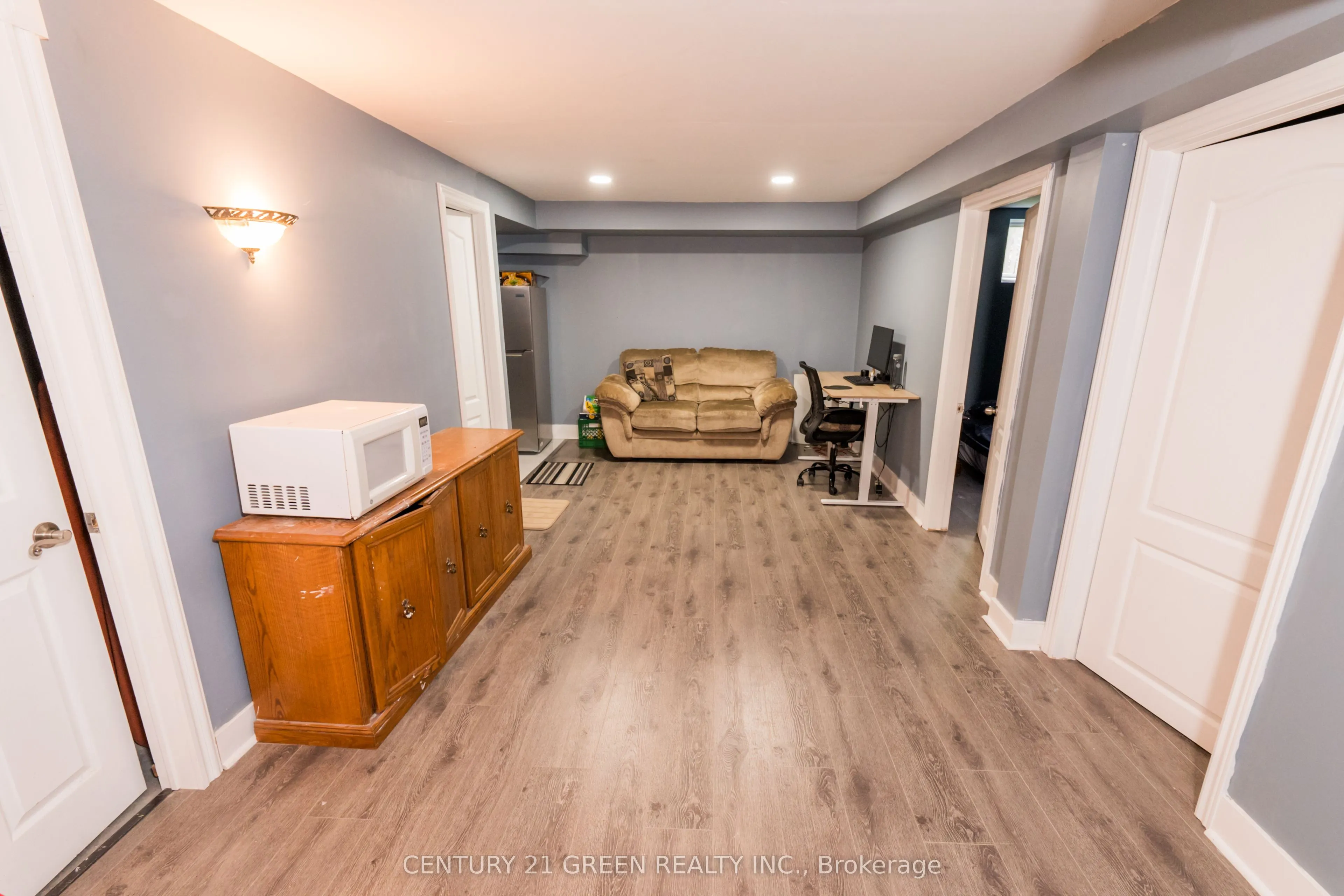 13 Alderbrook Drive