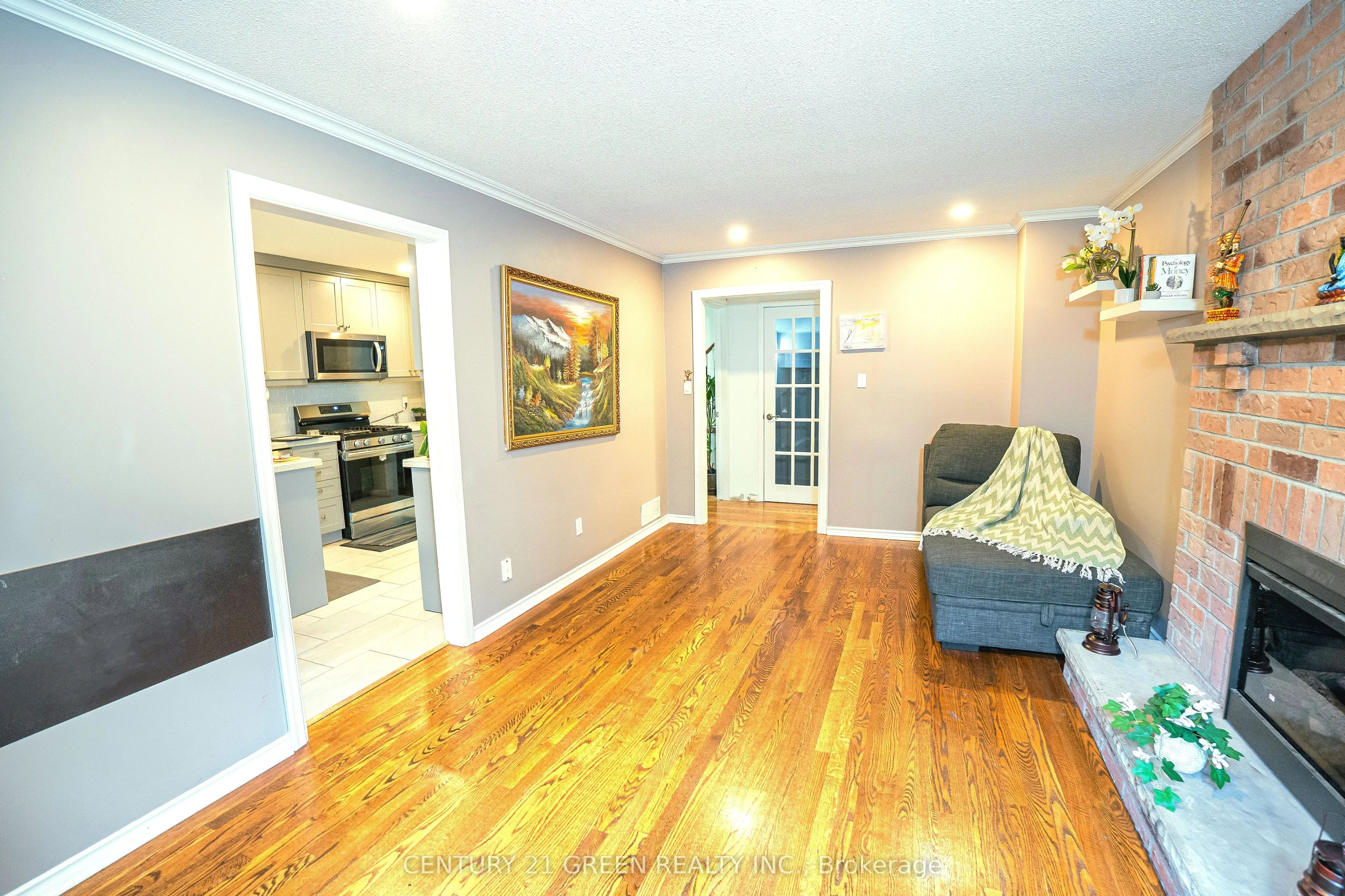 13 Alderbrook Drive
