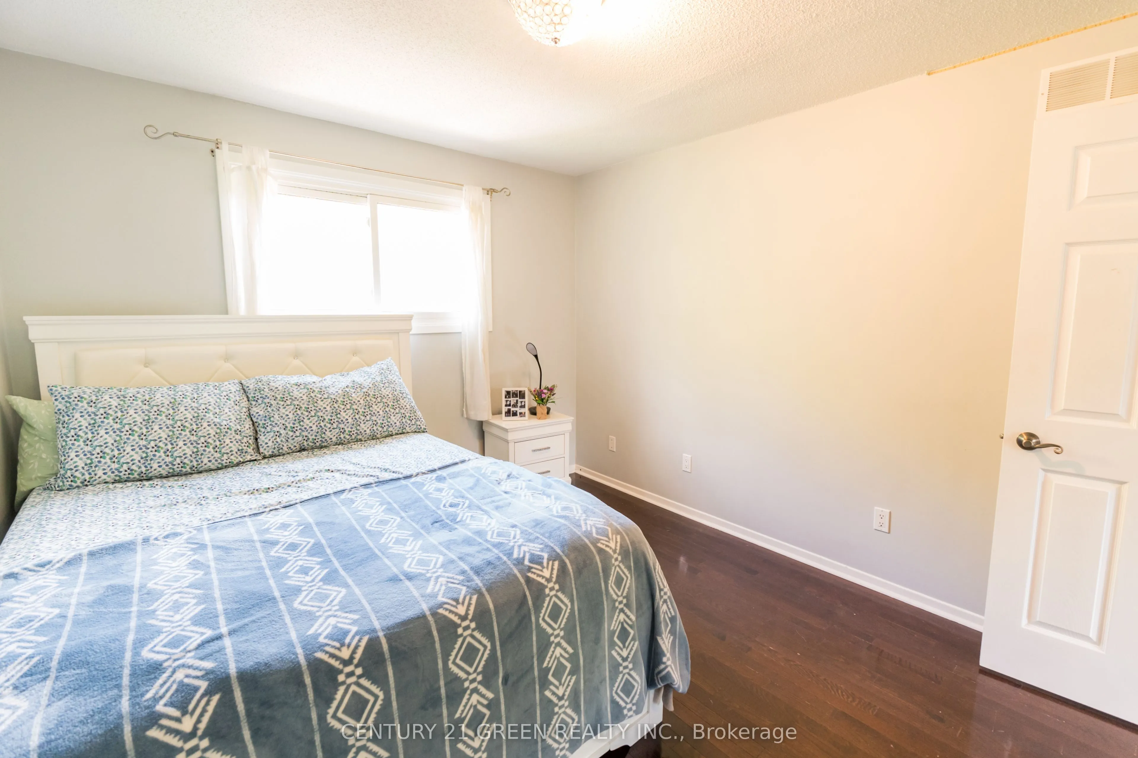 13 Alderbrook Drive