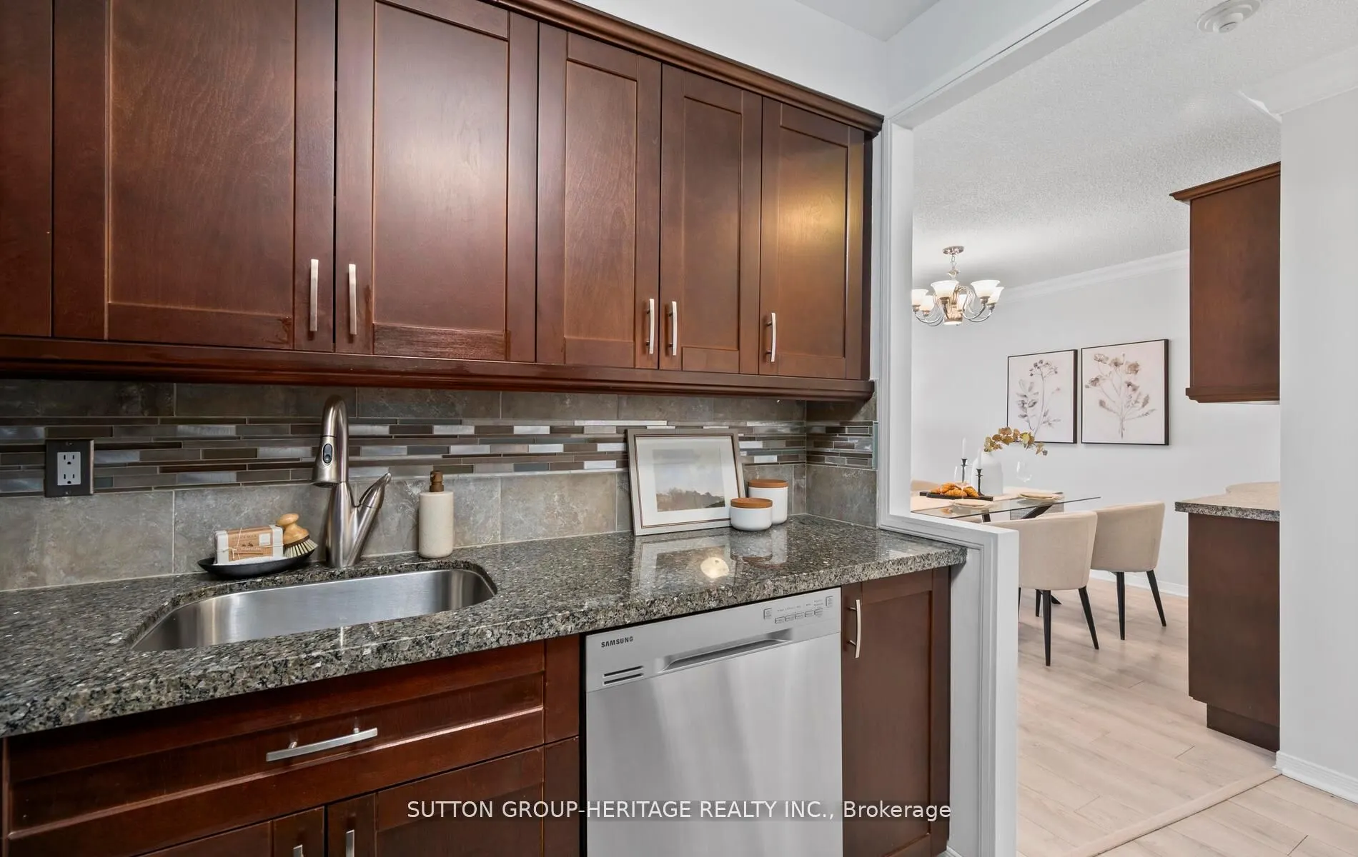 1000 The Esplanade Avenue N, #1015