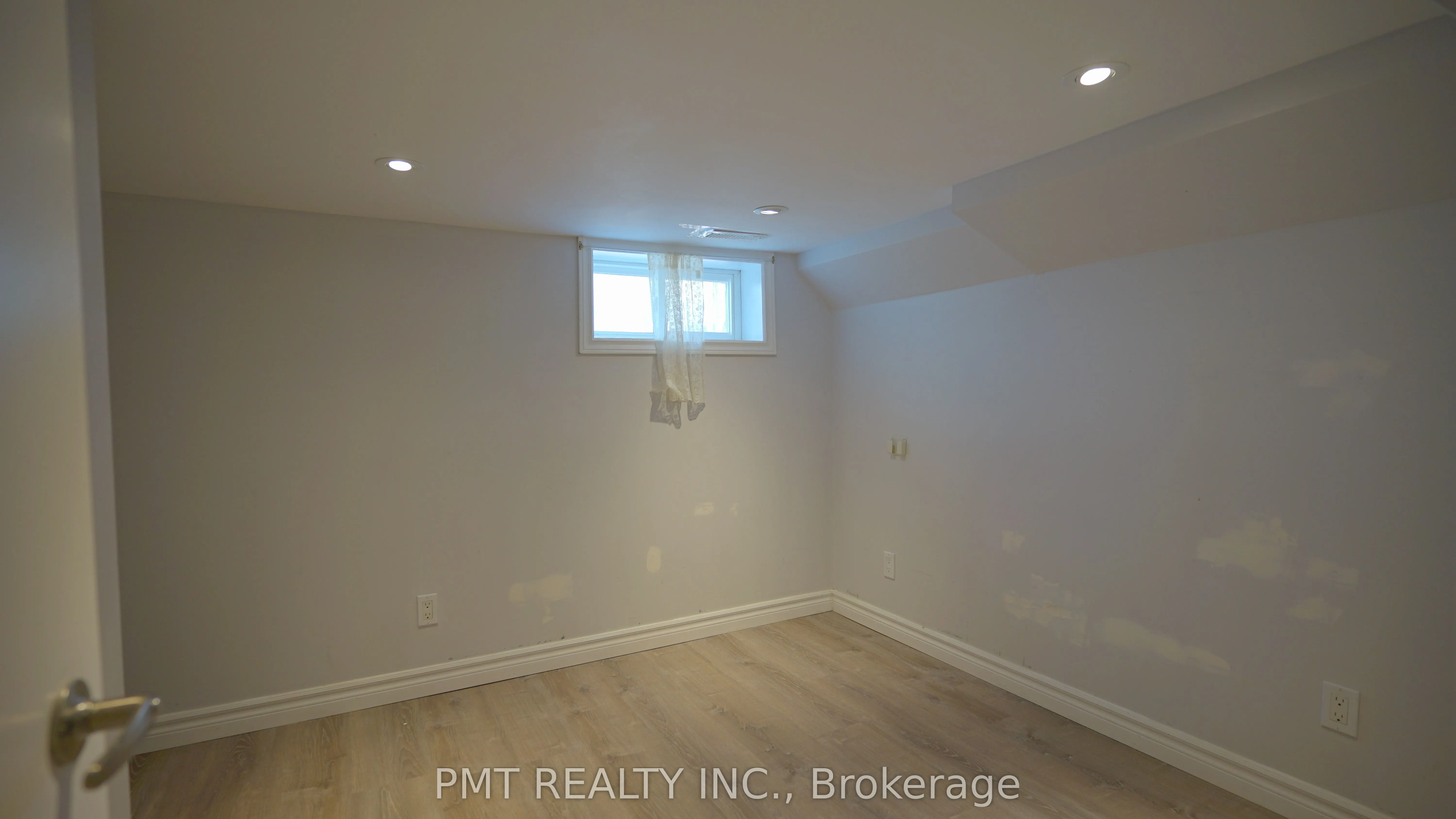 89 Donlands Avenue, #Basement