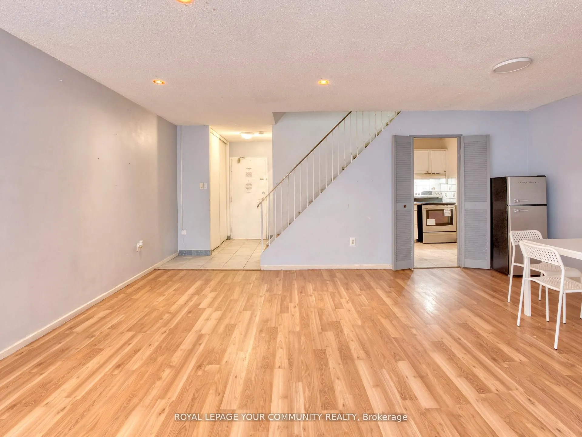100 Mornelle Court, #1006