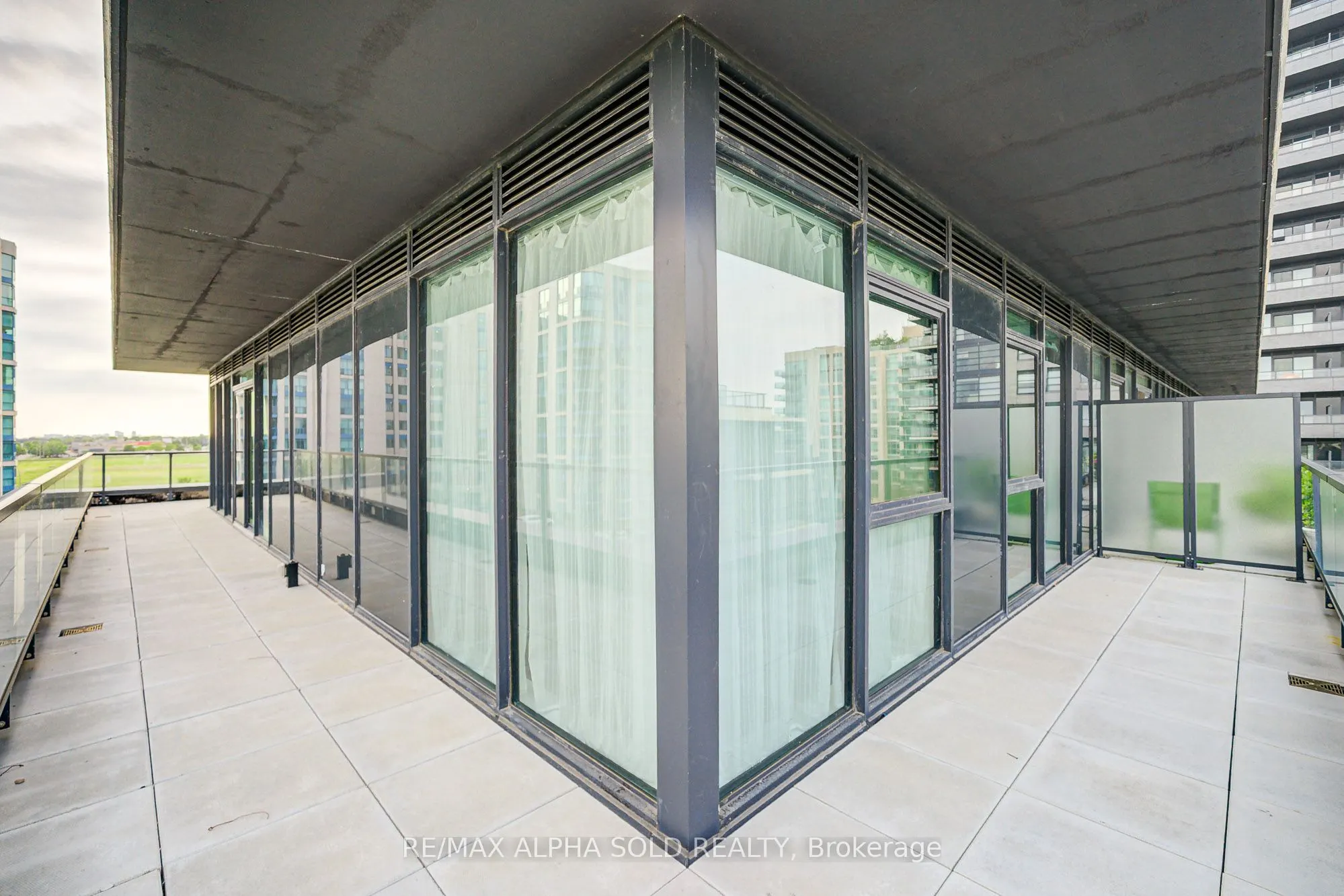1608 Charles Street, #PH529