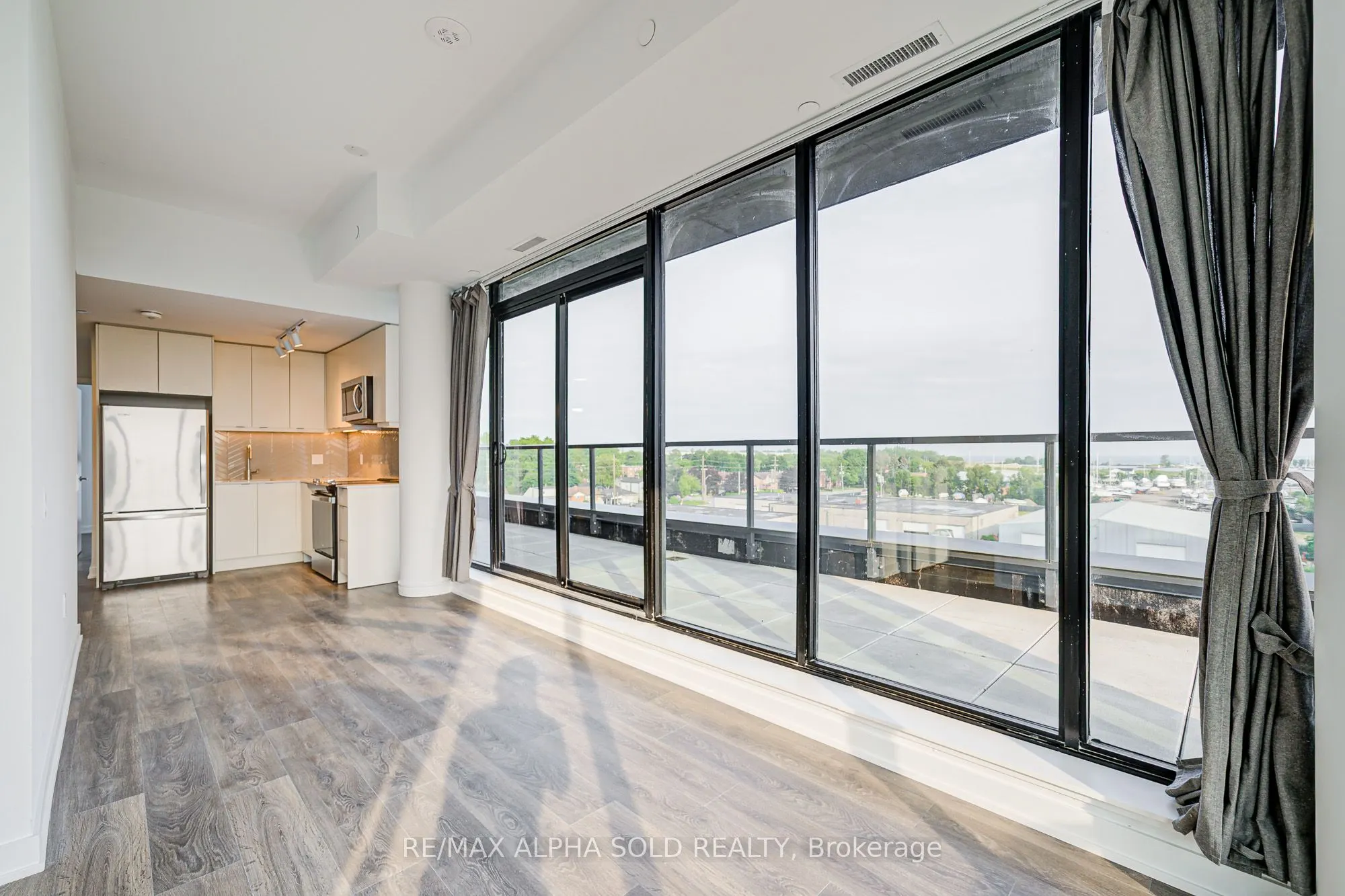 1608 Charles Street, #PH529