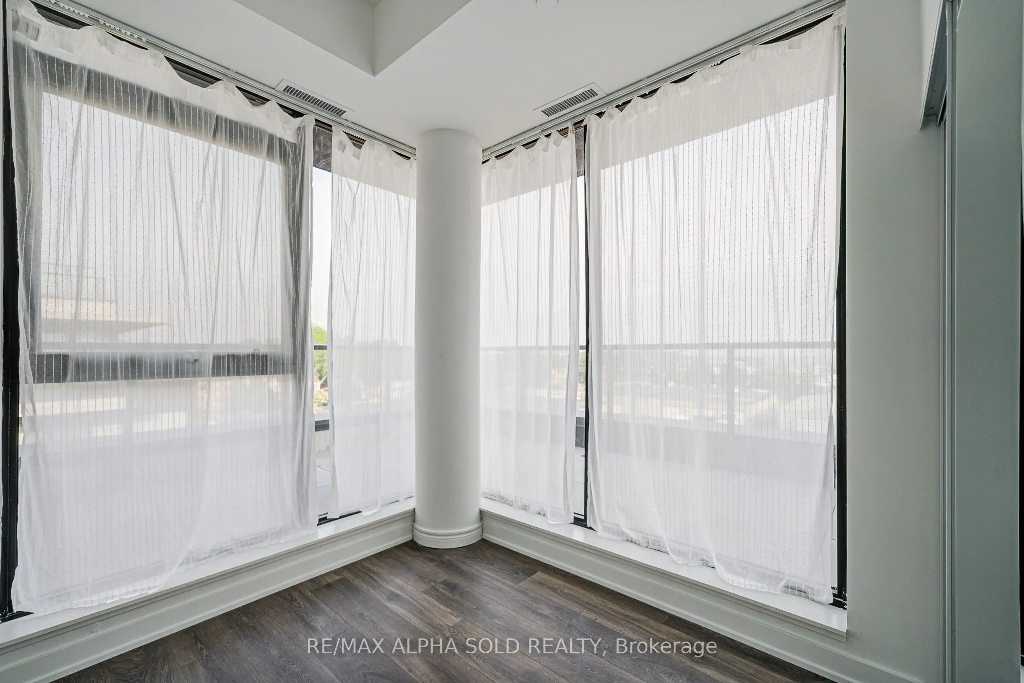 1608 Charles Street, #PH529