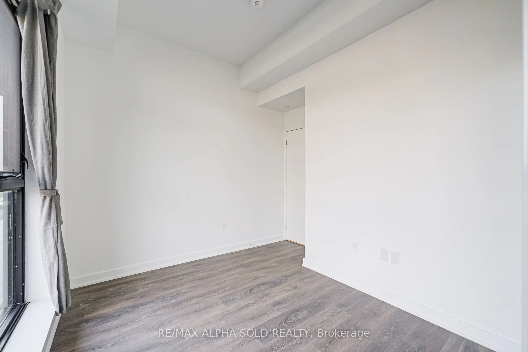 1608 Charles Street, #PH529