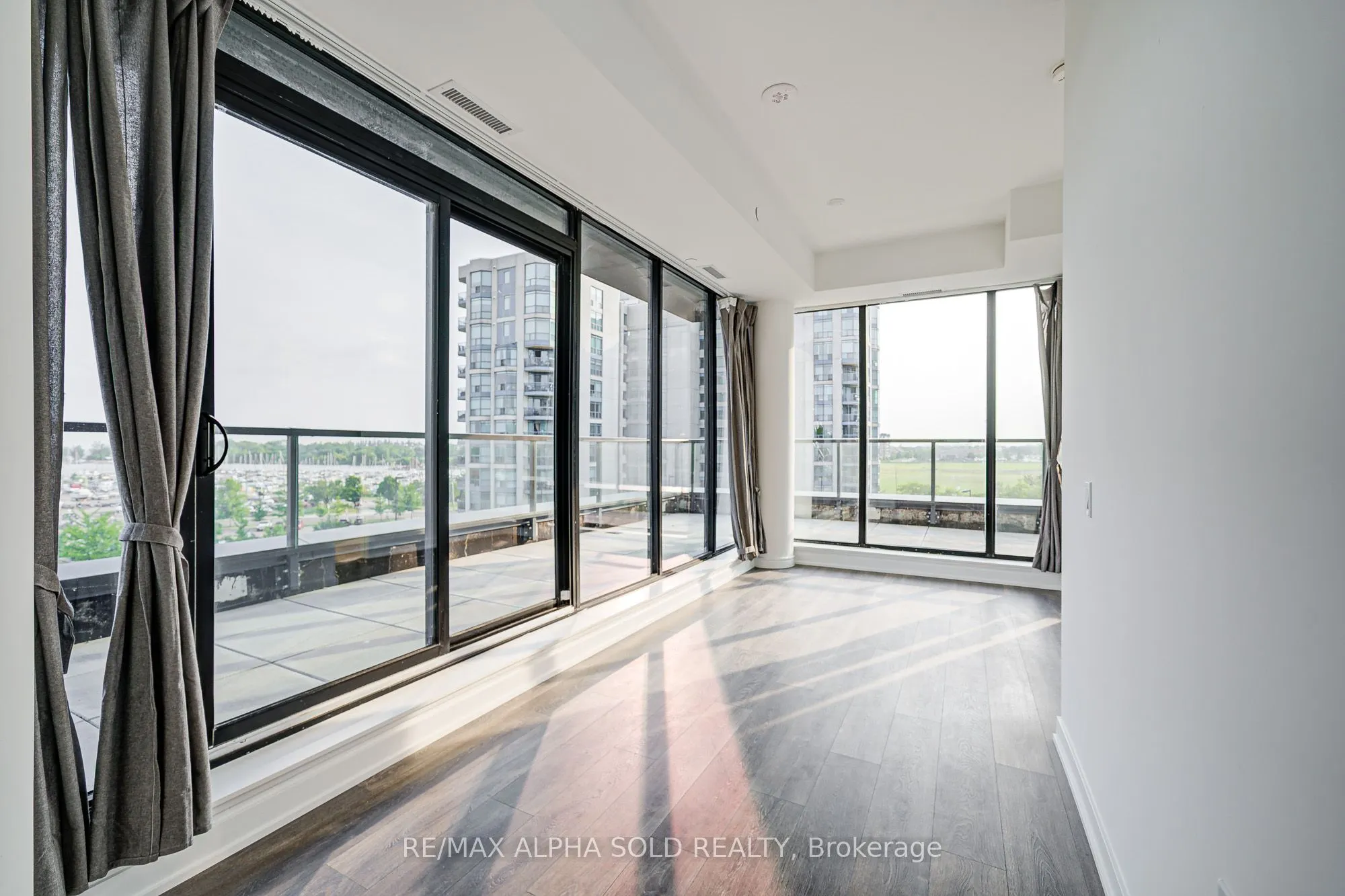 1608 Charles Street, #PH529