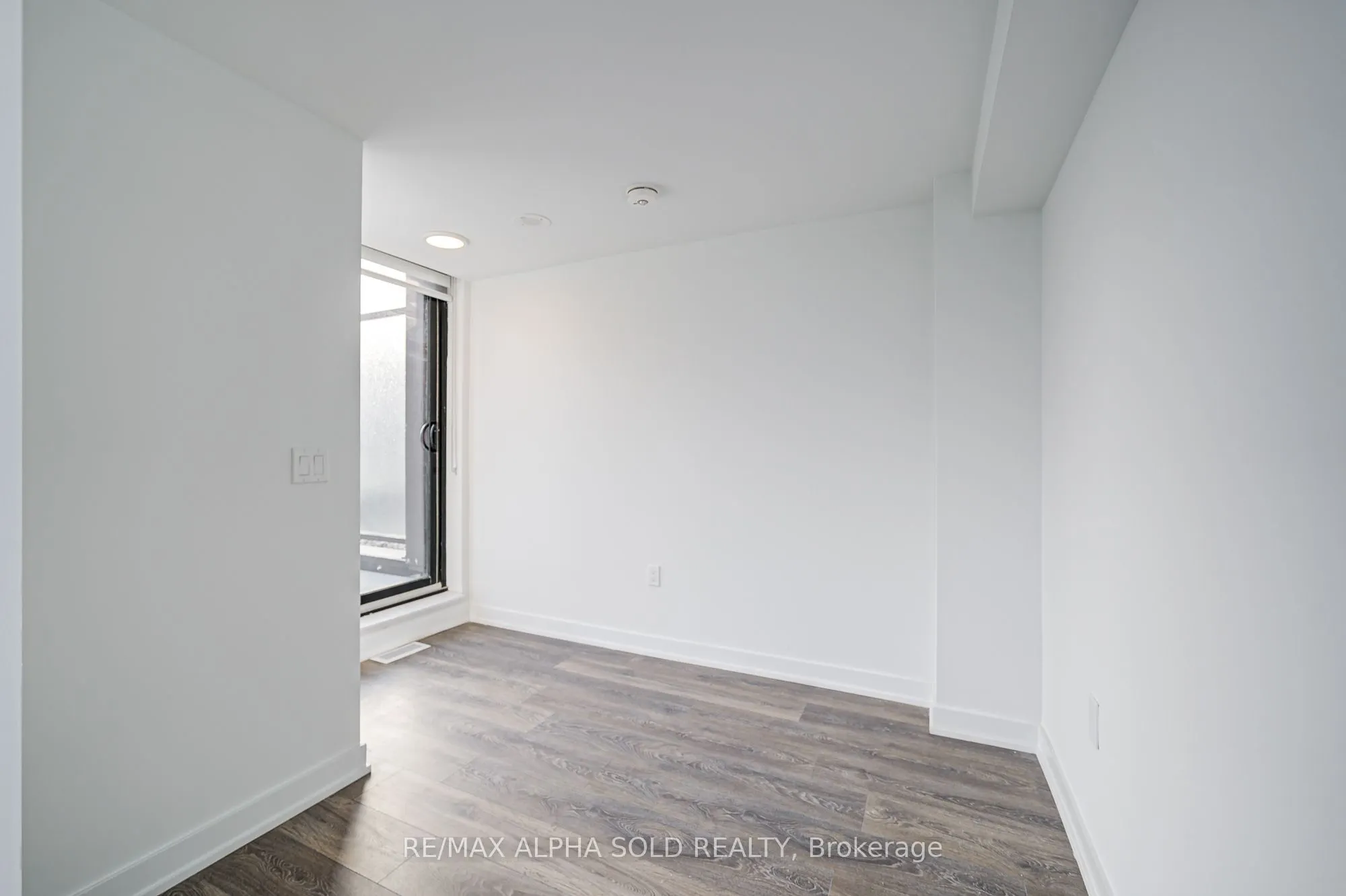 1608 Charles Street, #PH529
