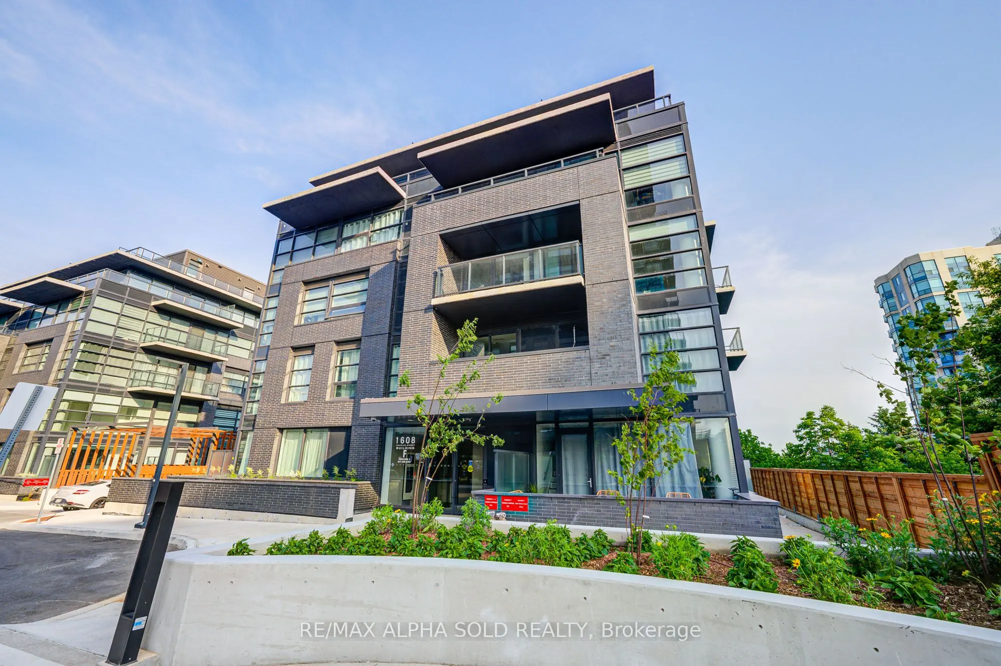 1608 Charles Street, #PH529