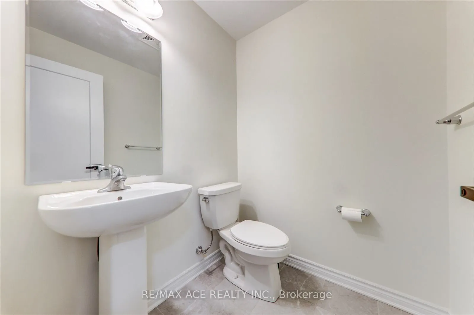 2789 Eglinton Avenue E, #431