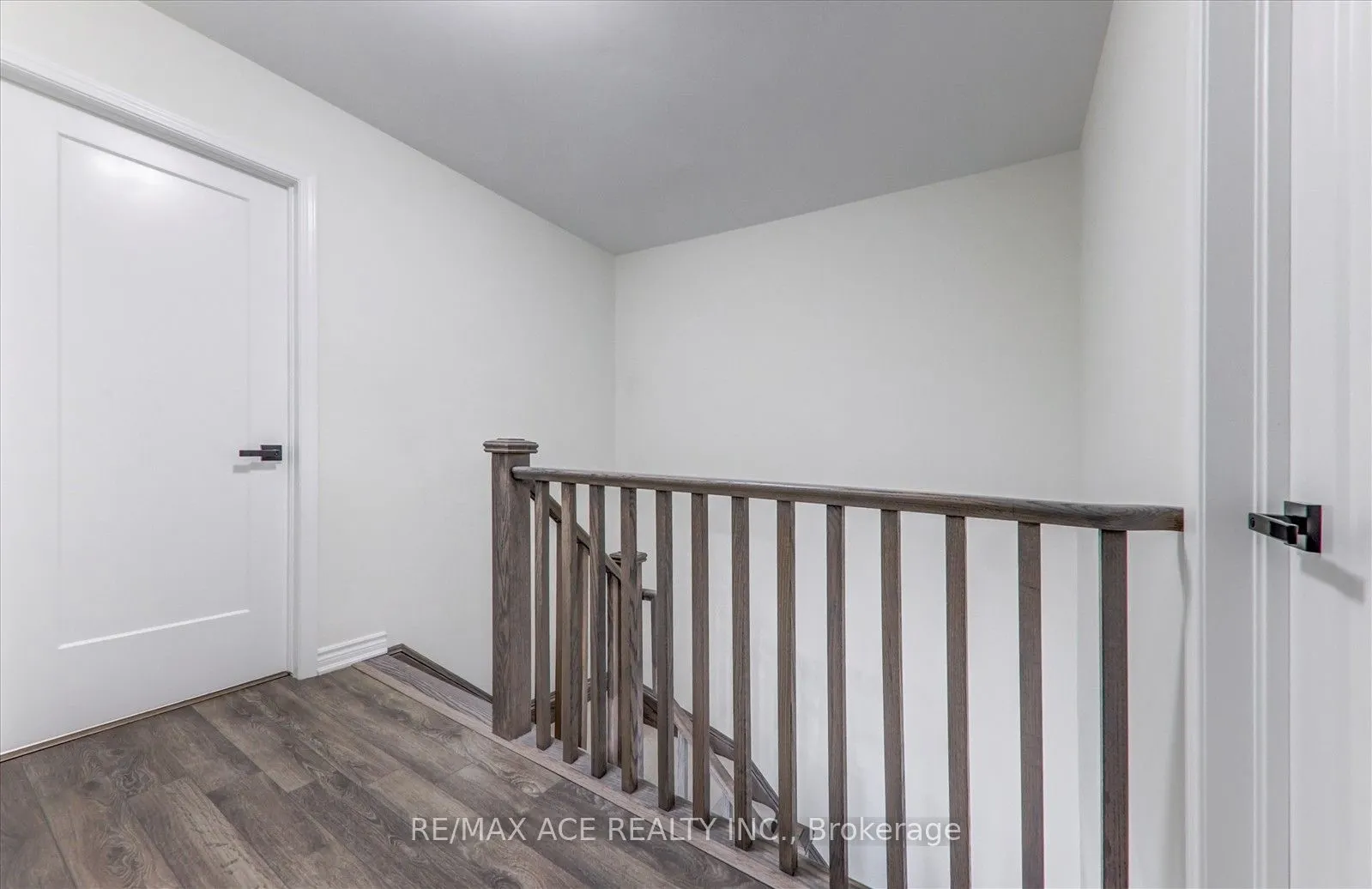 2789 Eglinton Avenue E, #431