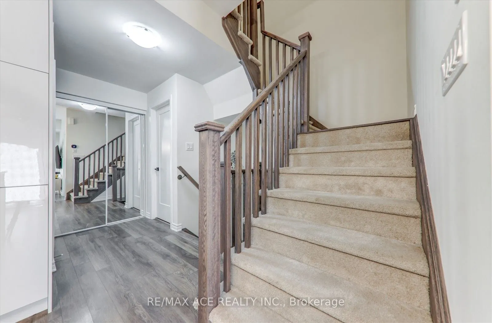 2789 Eglinton Avenue E, #431