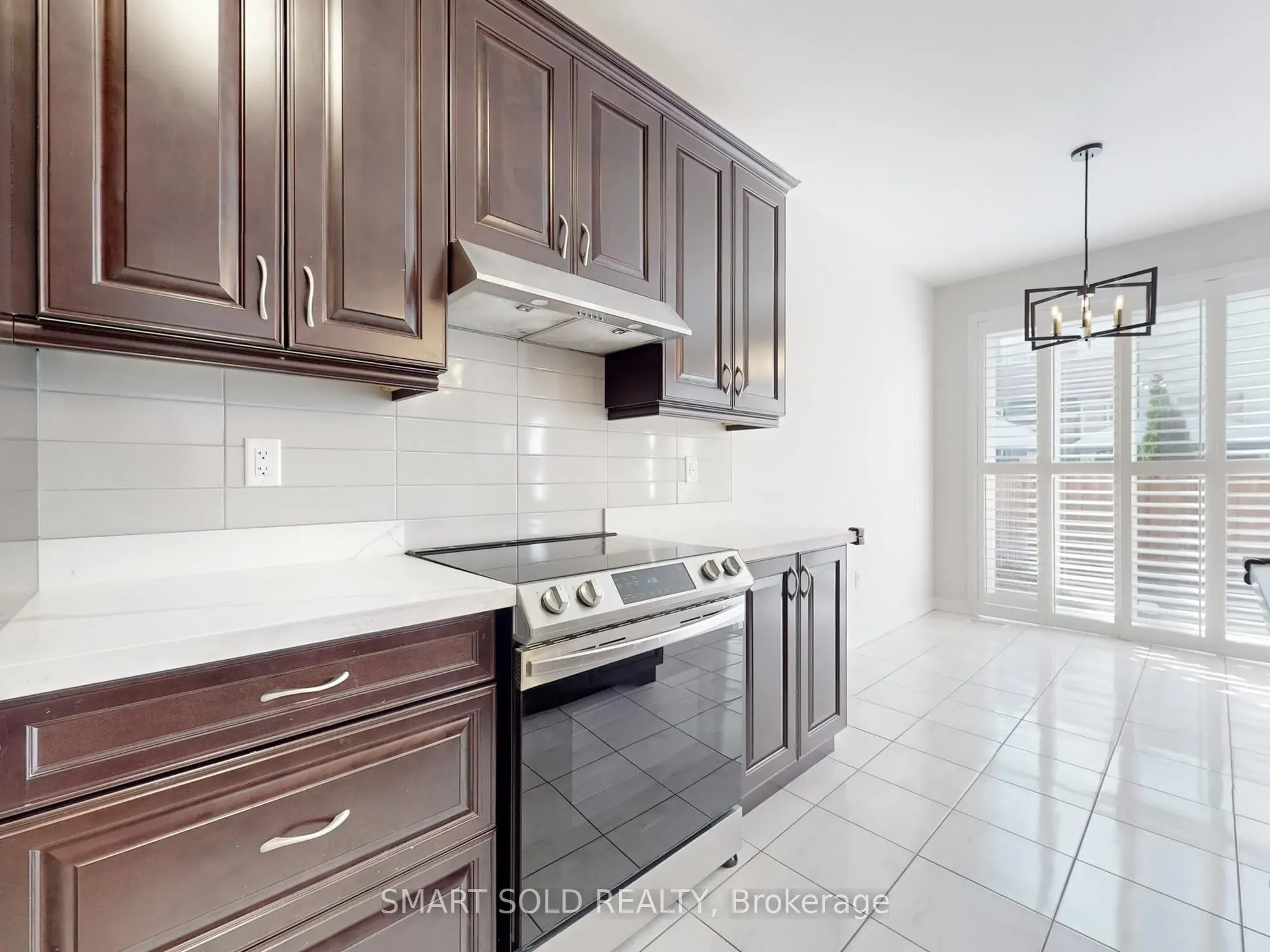 1044 Cameo Street