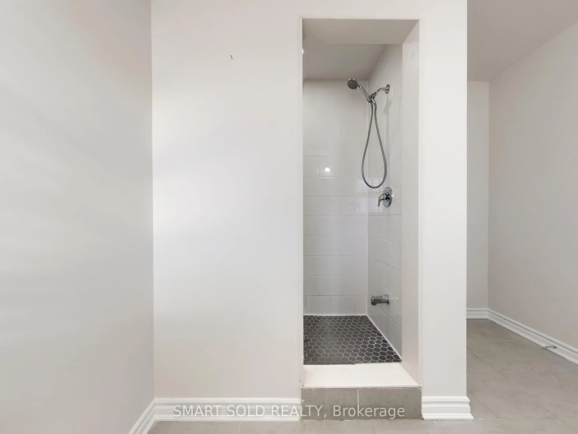 1044 Cameo Street