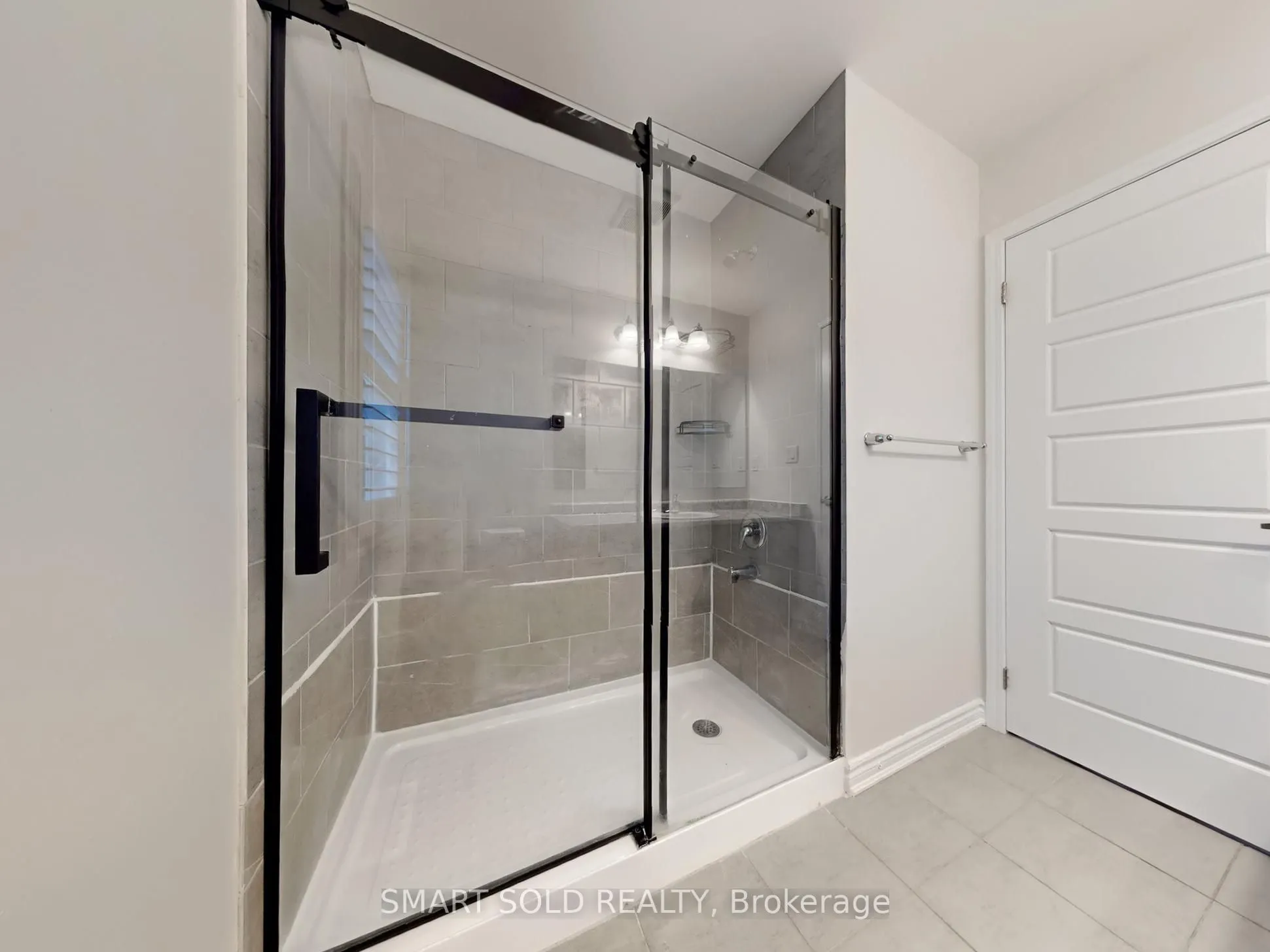 1044 Cameo Street