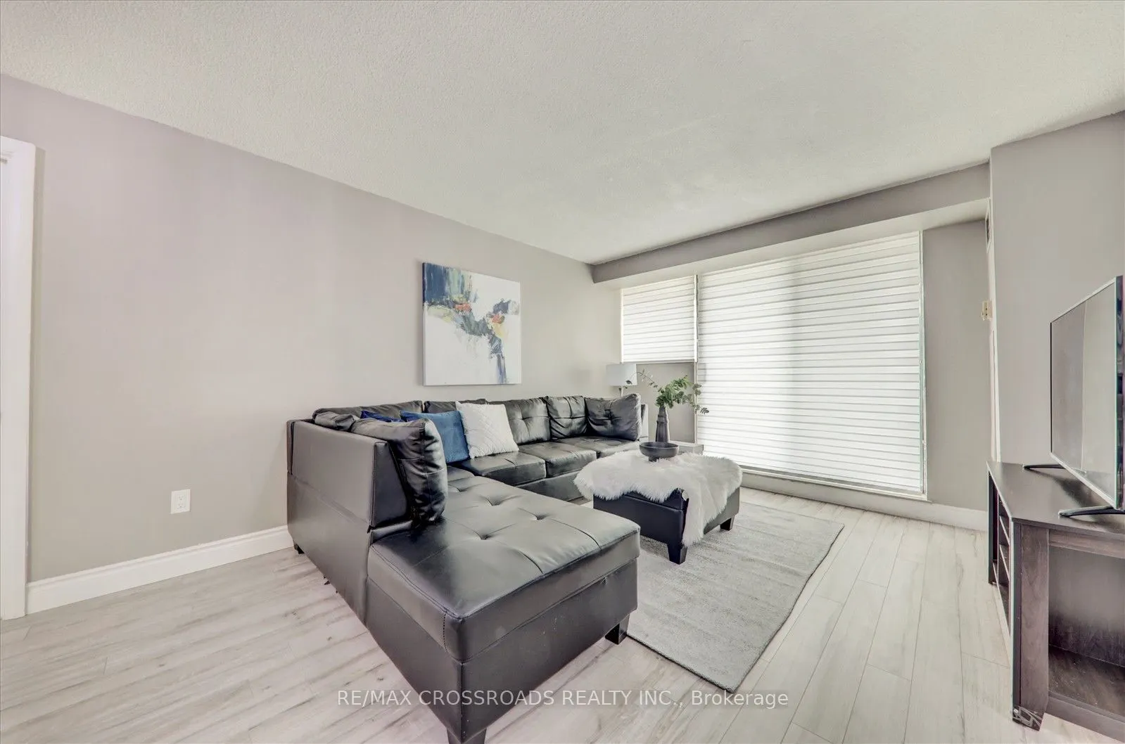 99 Blackwell Avenue, #807