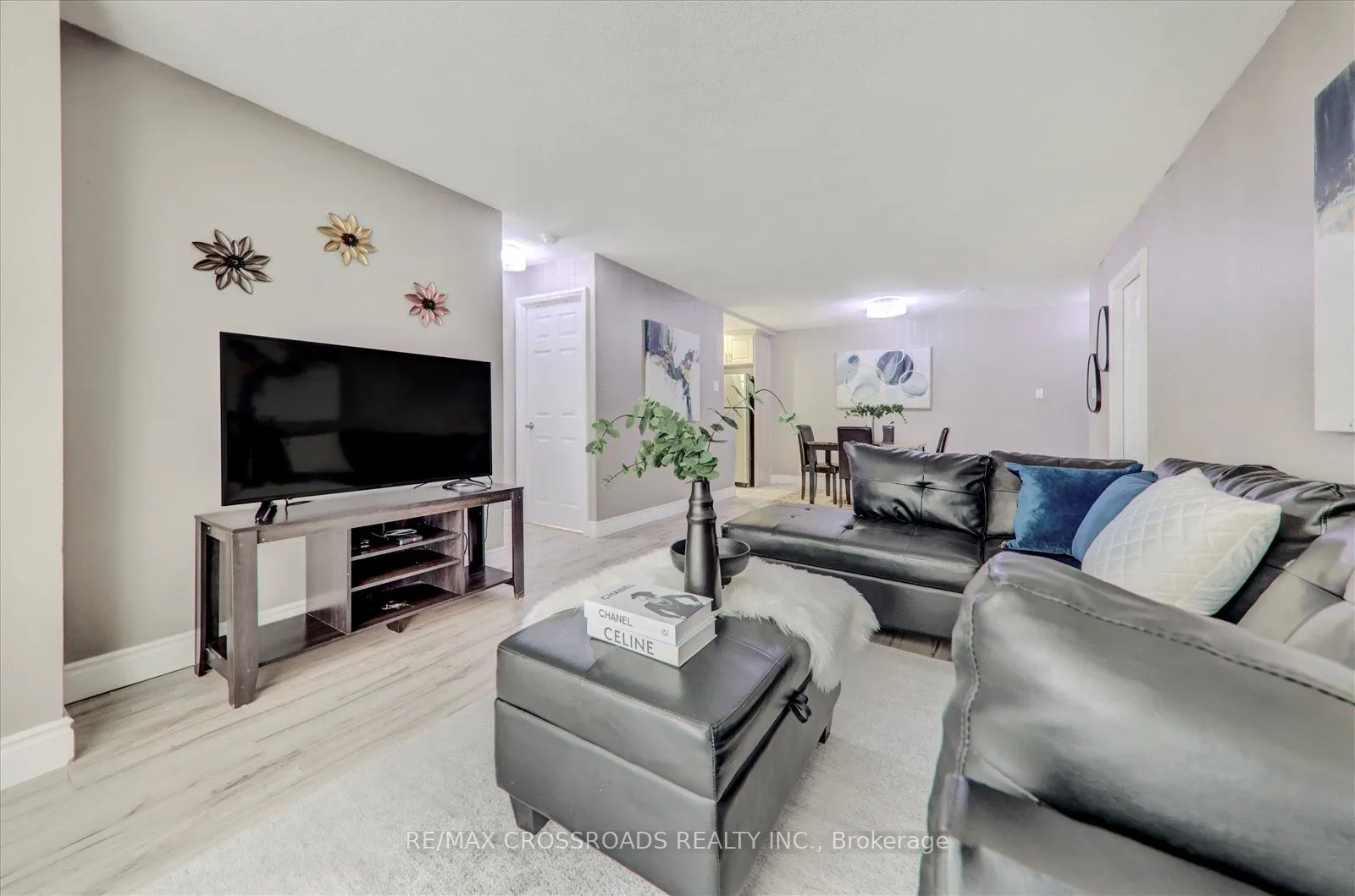 99 Blackwell Avenue, #807