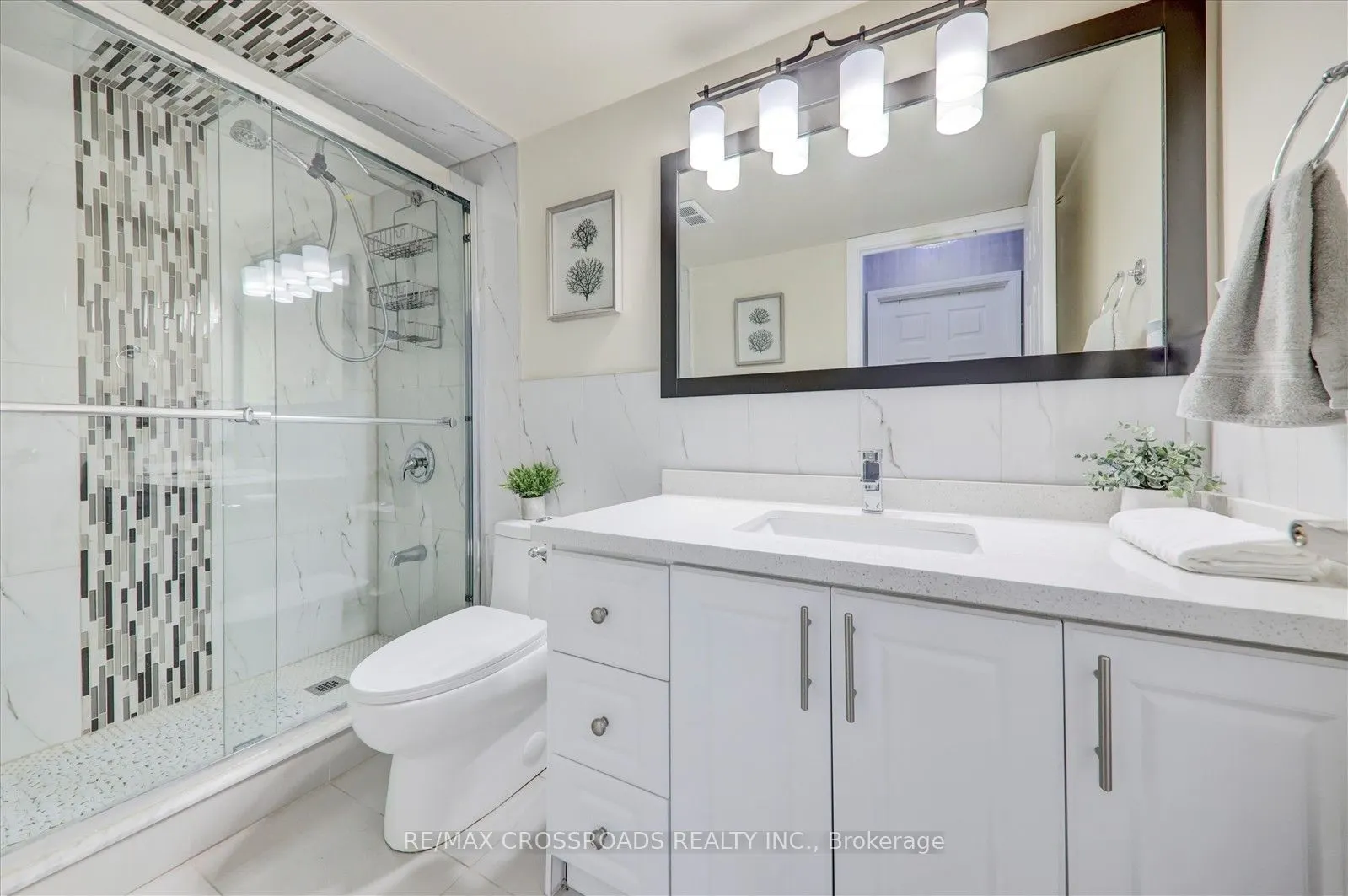 99 Blackwell Avenue, #807