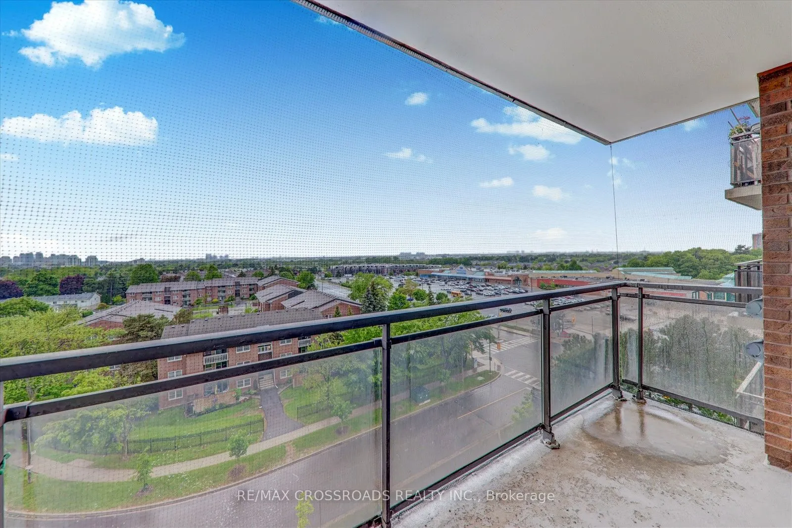 99 Blackwell Avenue, #807