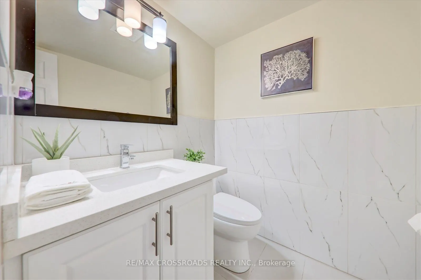 99 Blackwell Avenue, #807
