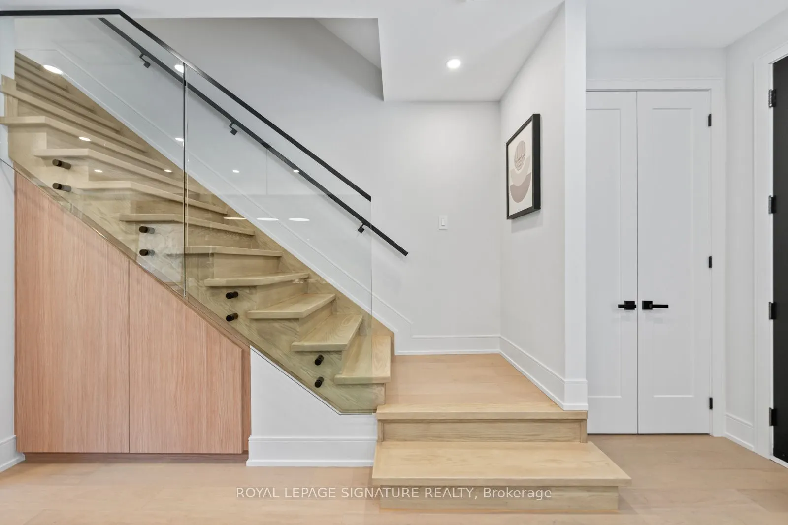 24 Harriet Street