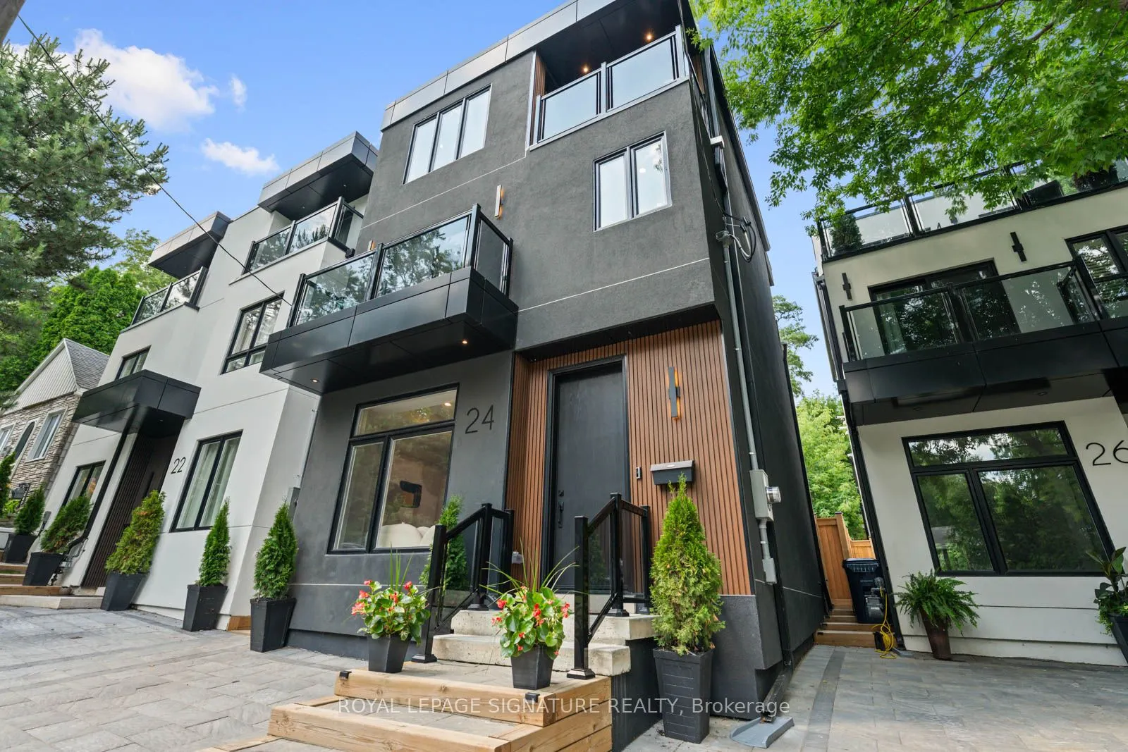 24 Harriet Street