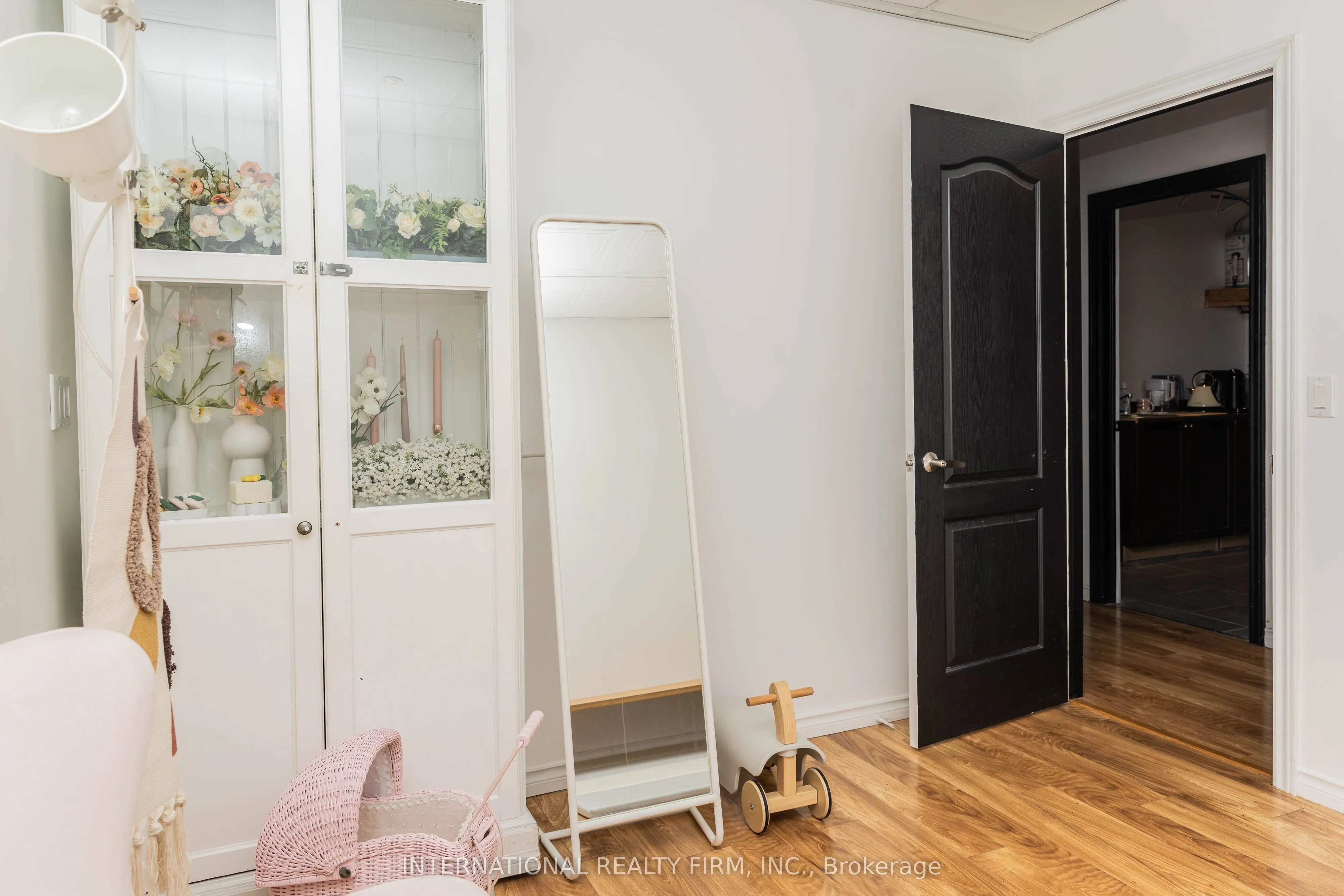 2252 Queen Street E, #2