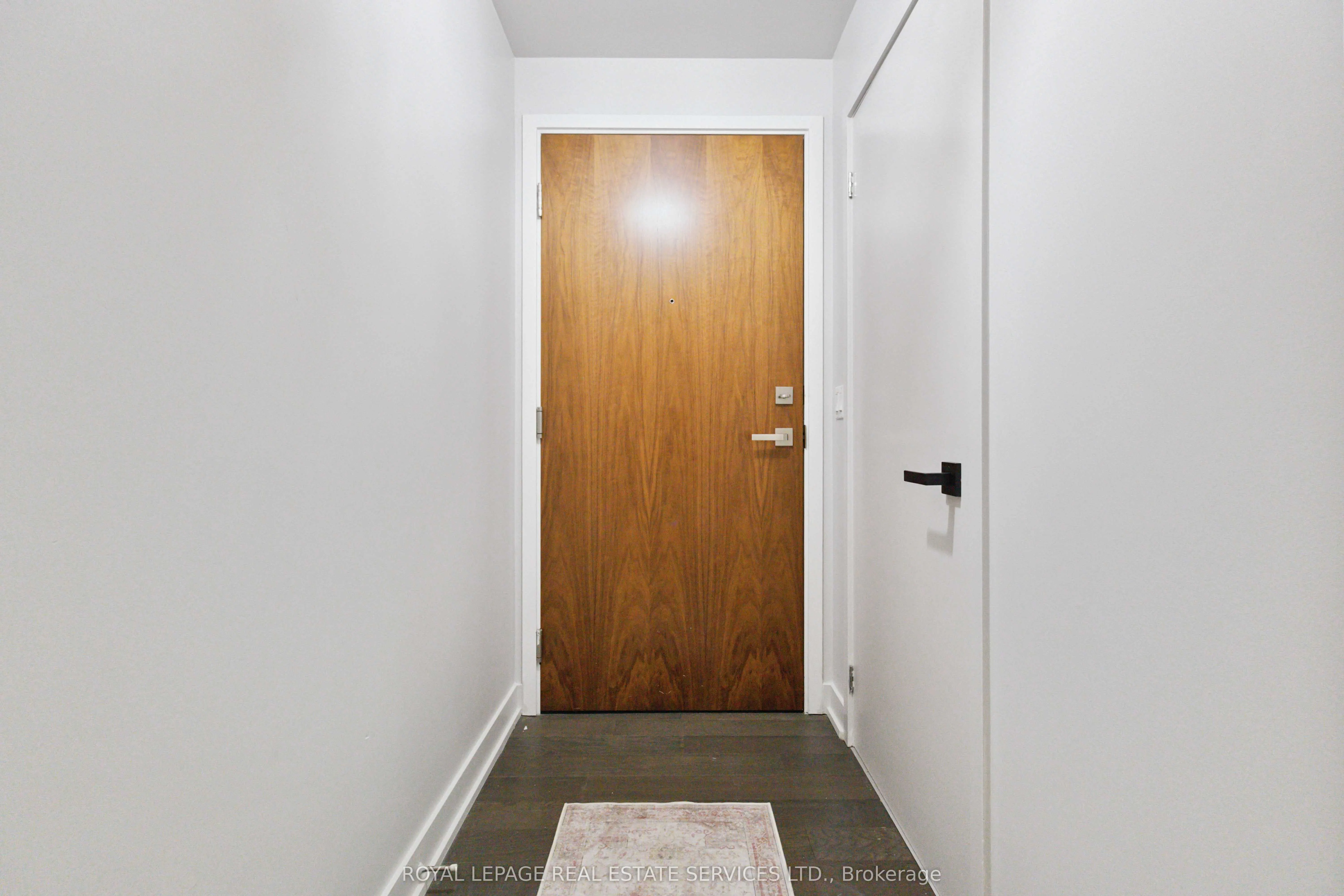 25 Baseball Place, #810