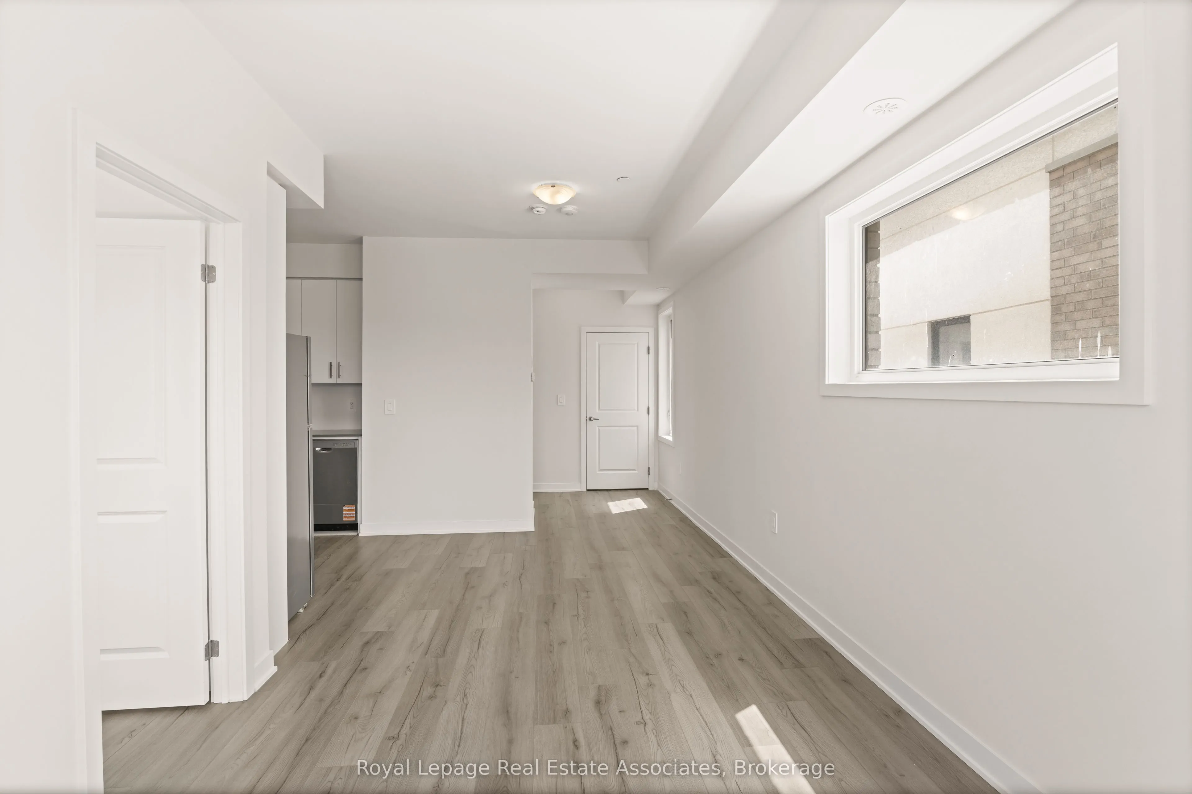 1695 Dersan Street, #120