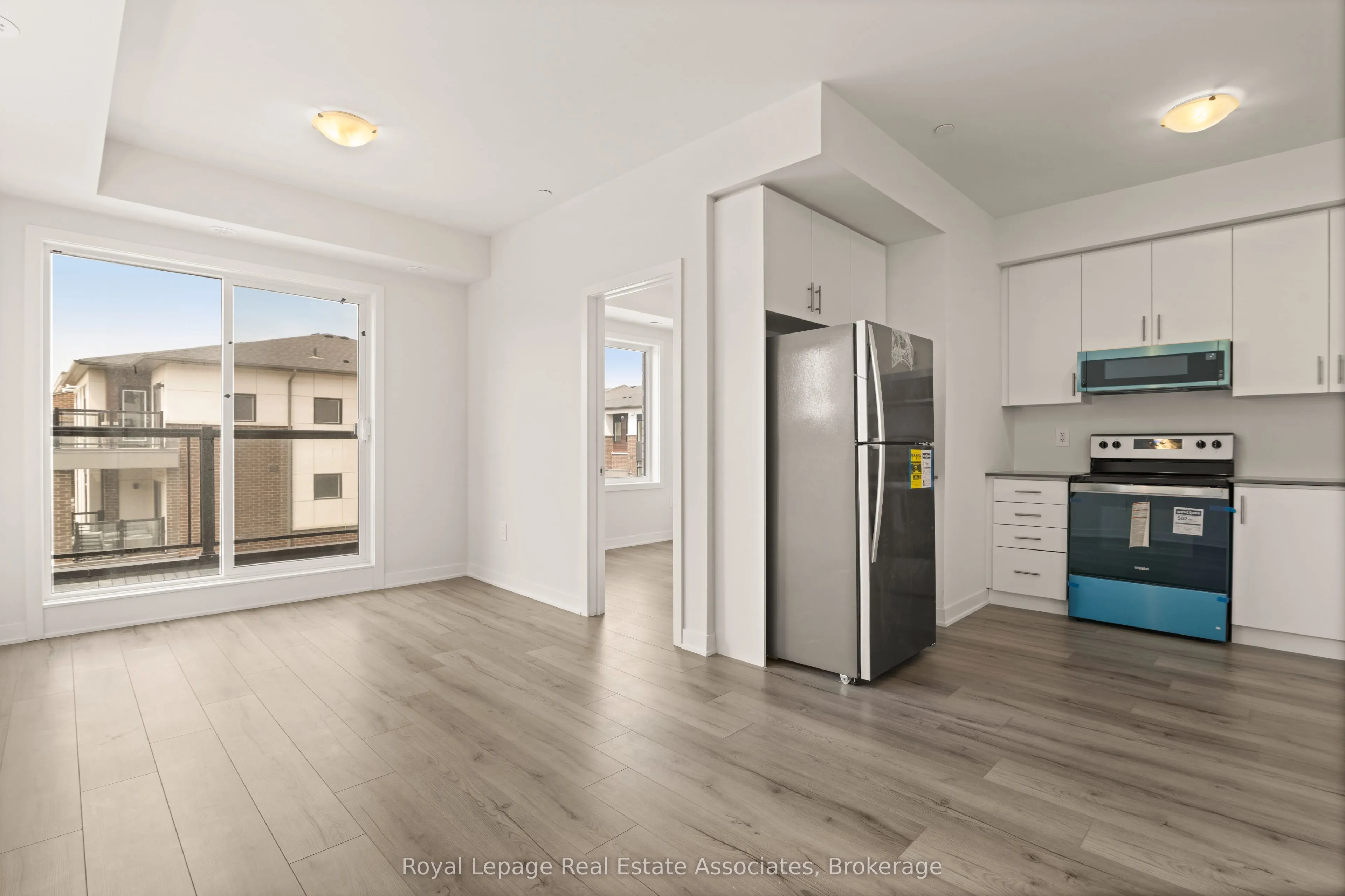 1695 Dersan Street, #120