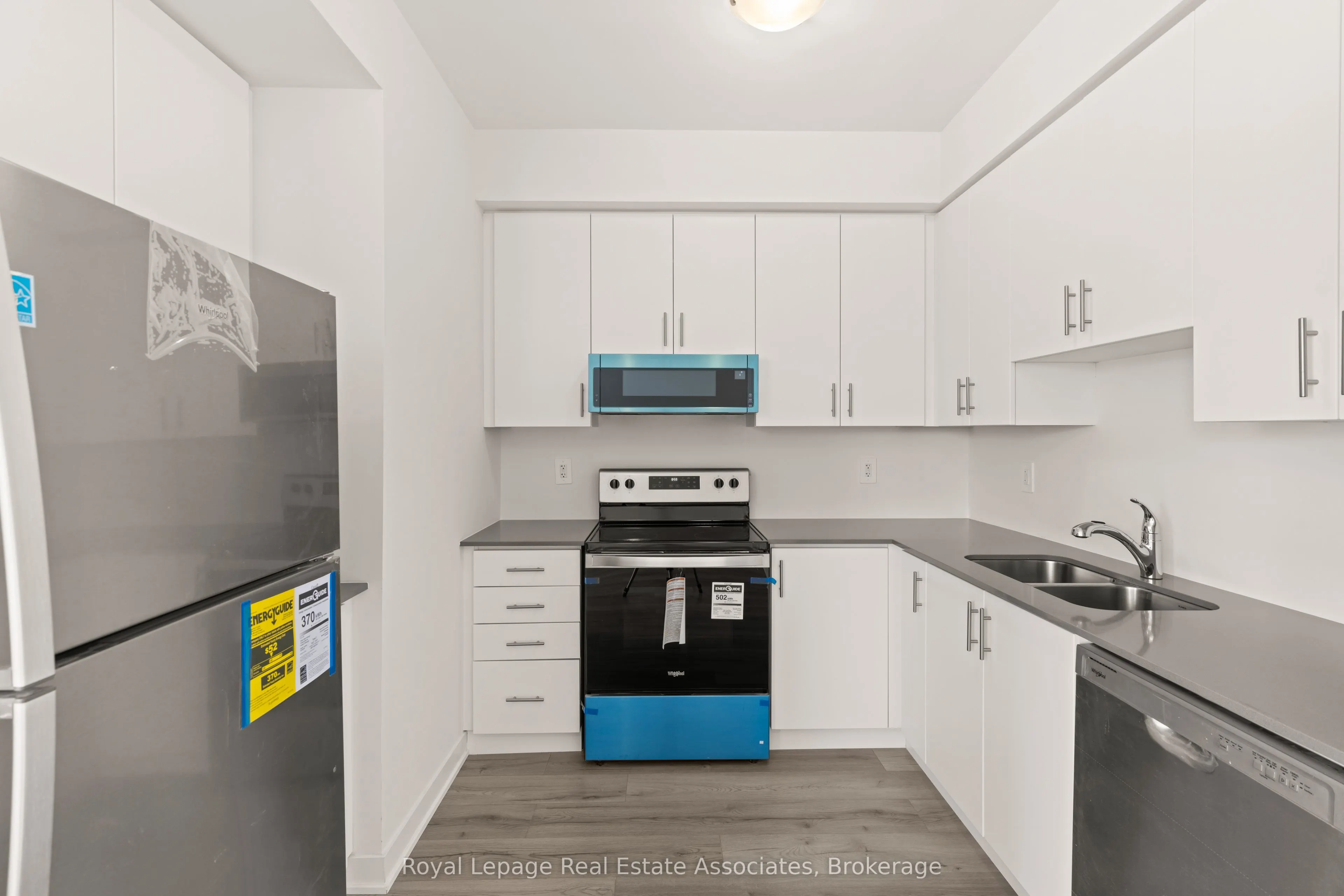 1695 Dersan Street, #120