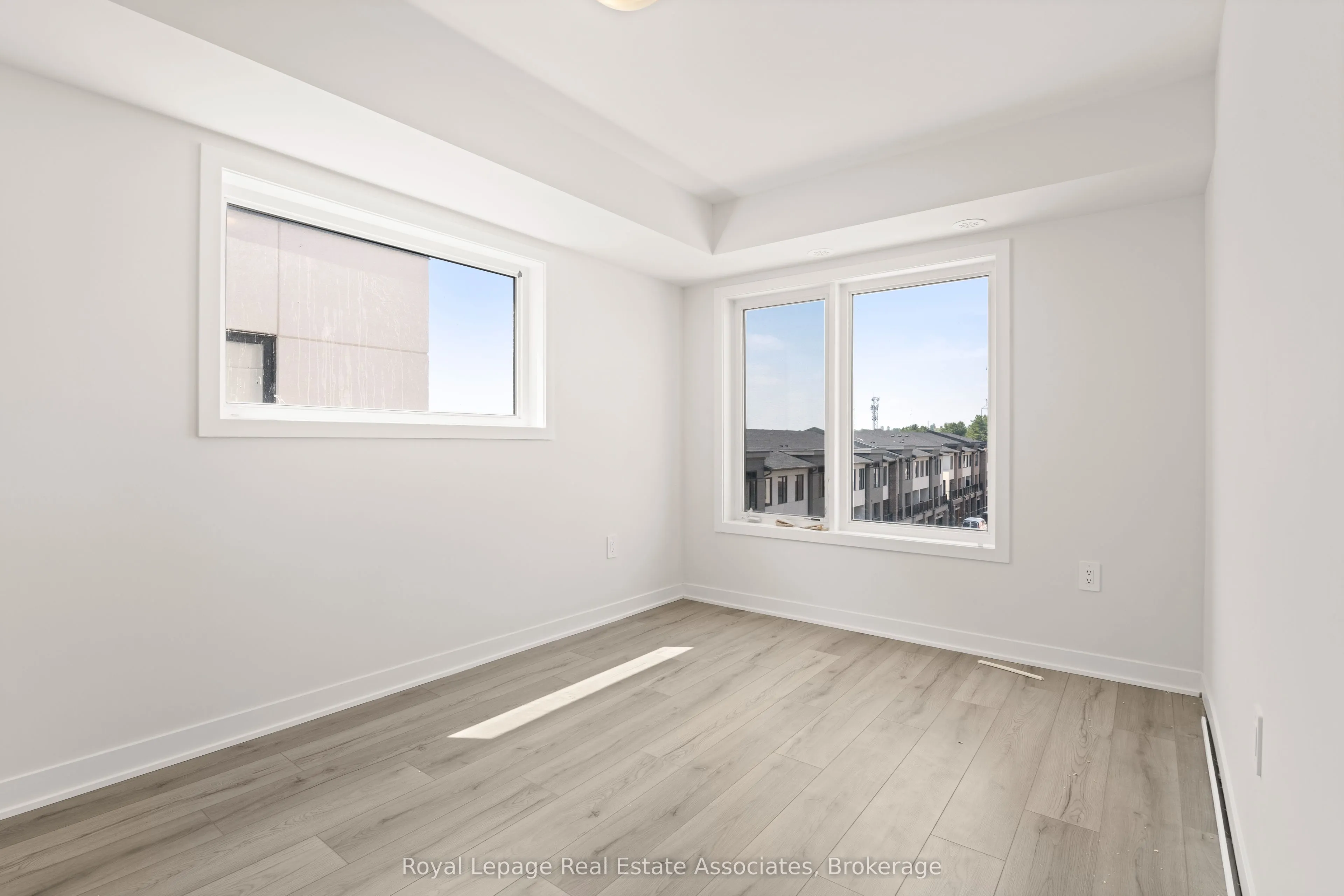1695 Dersan Street, #120
