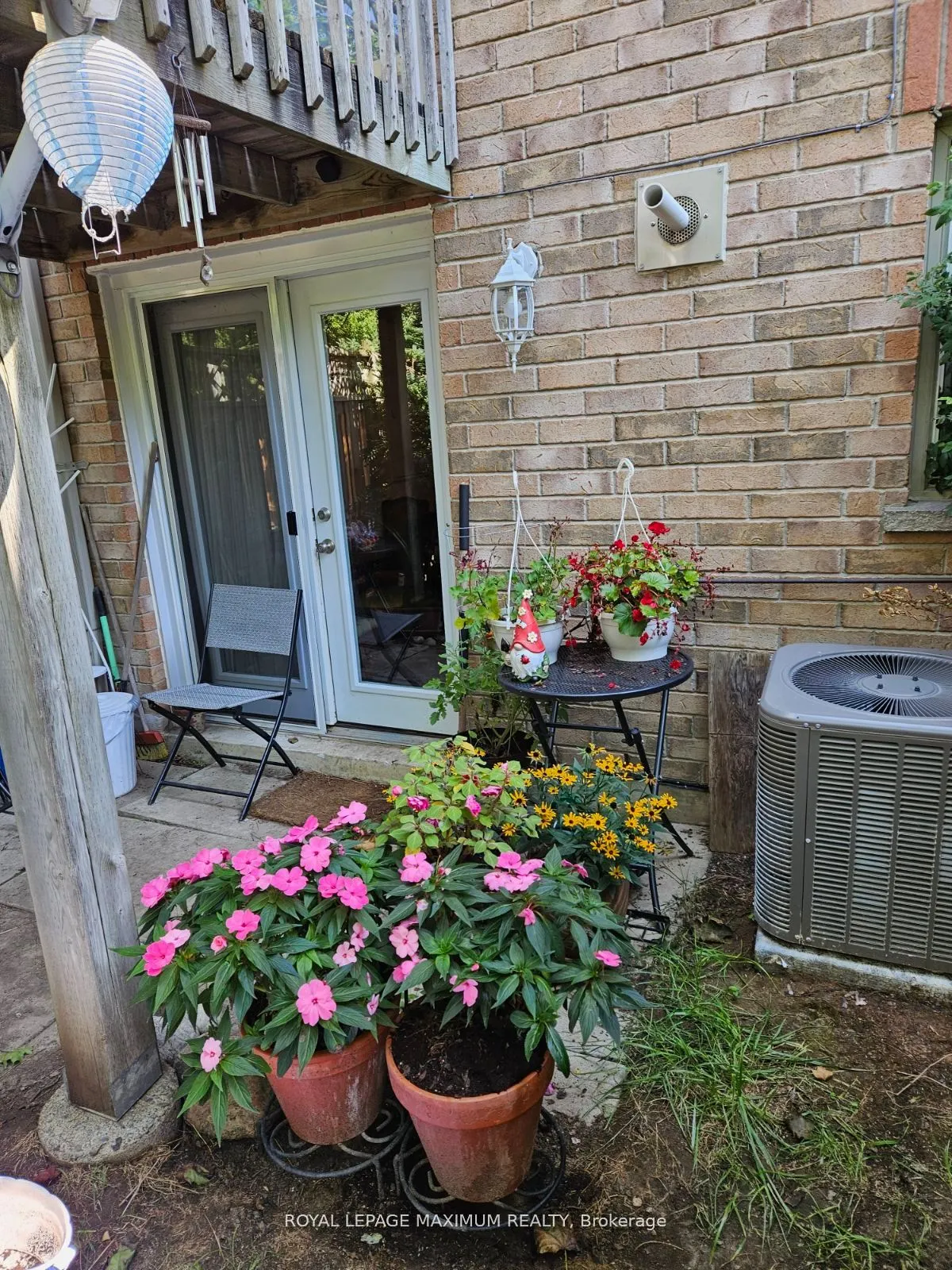 4 Murphy Lane, #ROOM FOR RENT